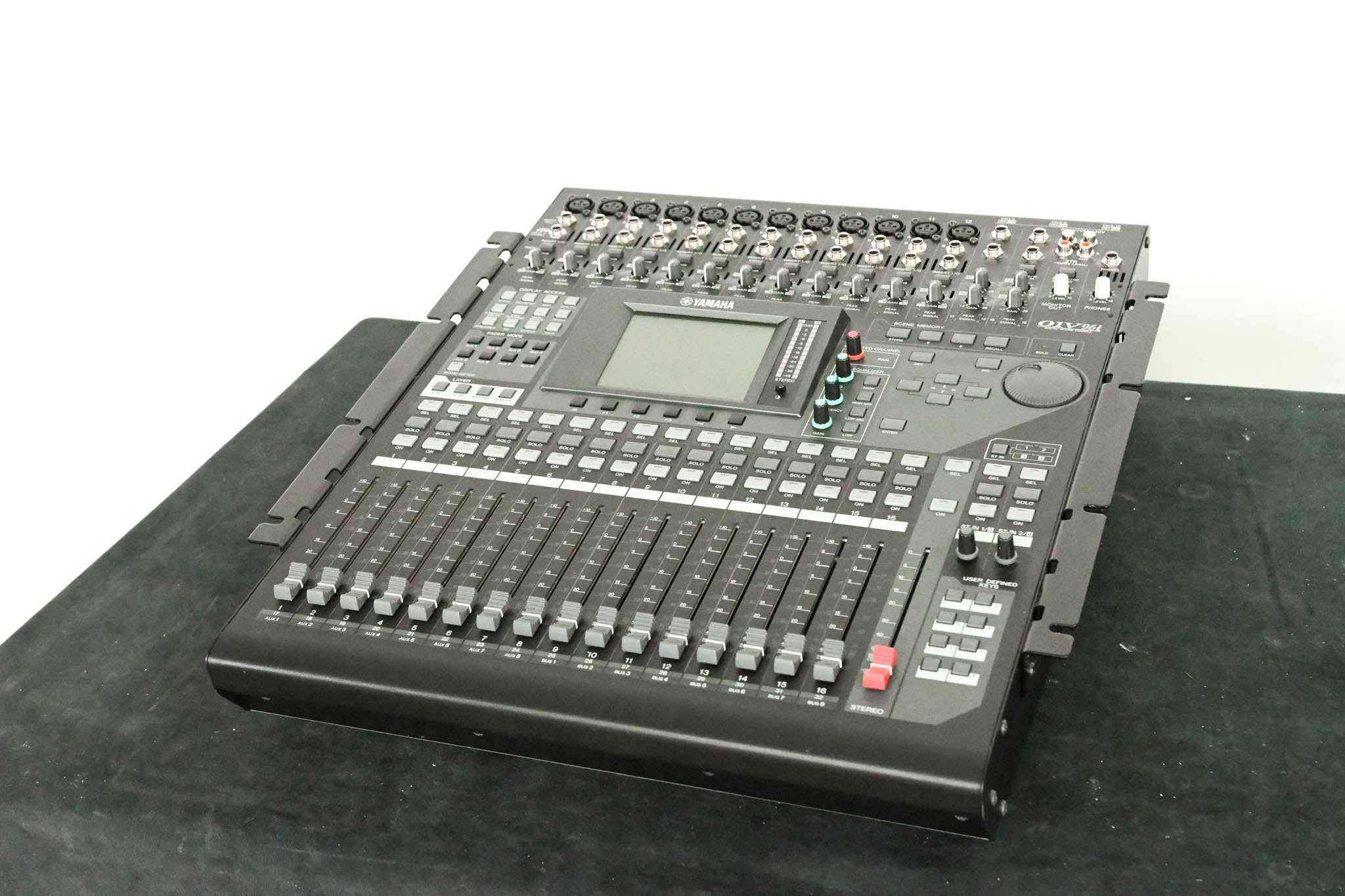 Yamaha 01V96i 96kHz 40-Channel Digital Mixing Console