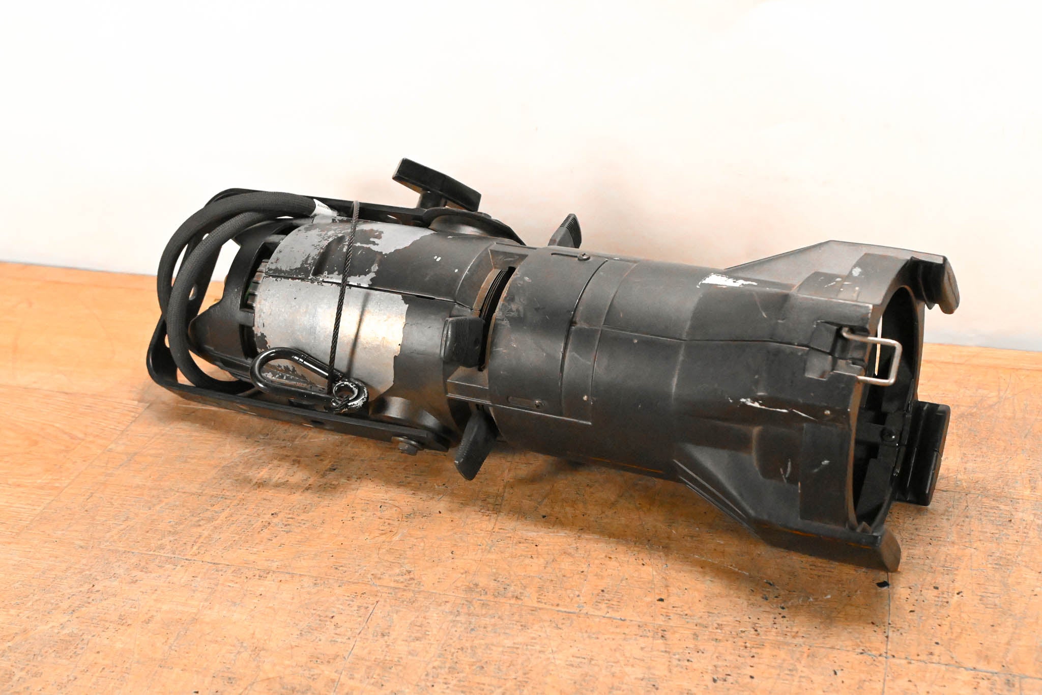 ETC Source Four Jr 26 Degree 575 Ellipsoidal Light