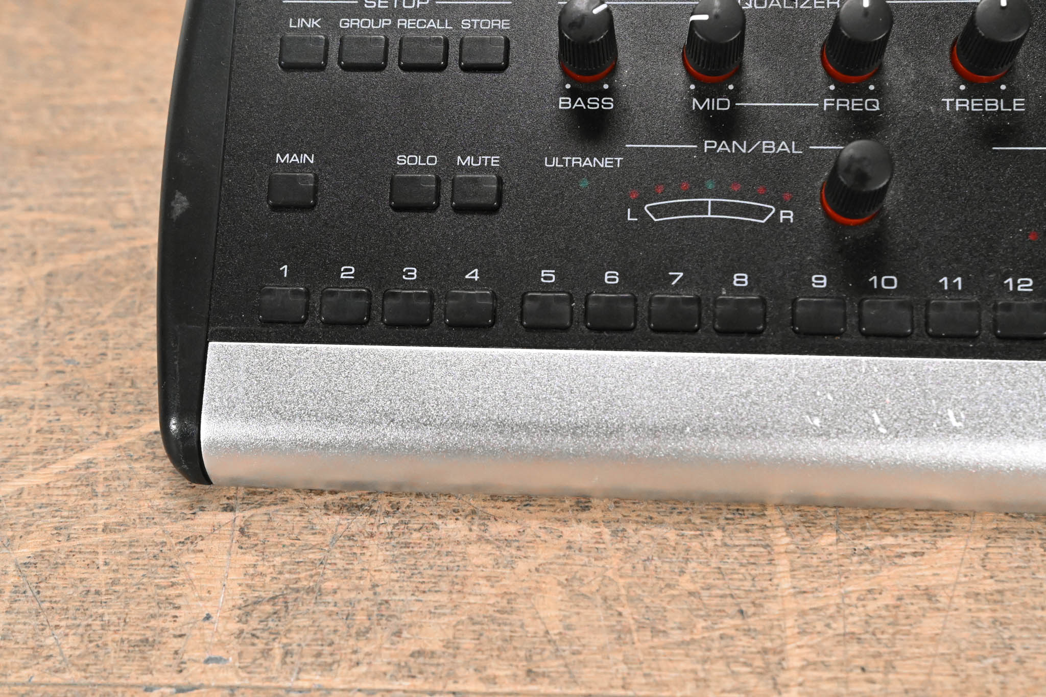 Behringer Powerplay P16-M 16-Channel Digital Personal Mixer