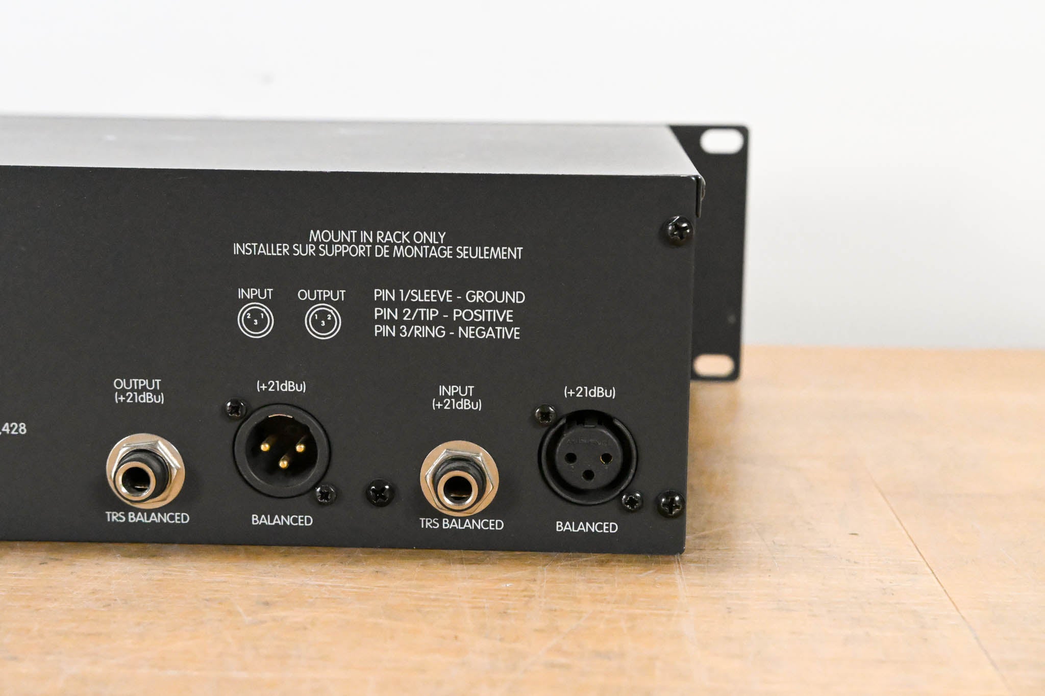 Peavey QF 131 31-Band Graphic Equalizer