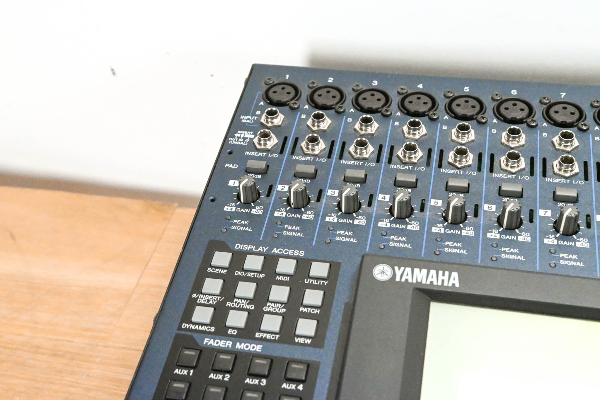 Yamaha 01V96VCM 24-Bit/96k Digital Recording Mixer