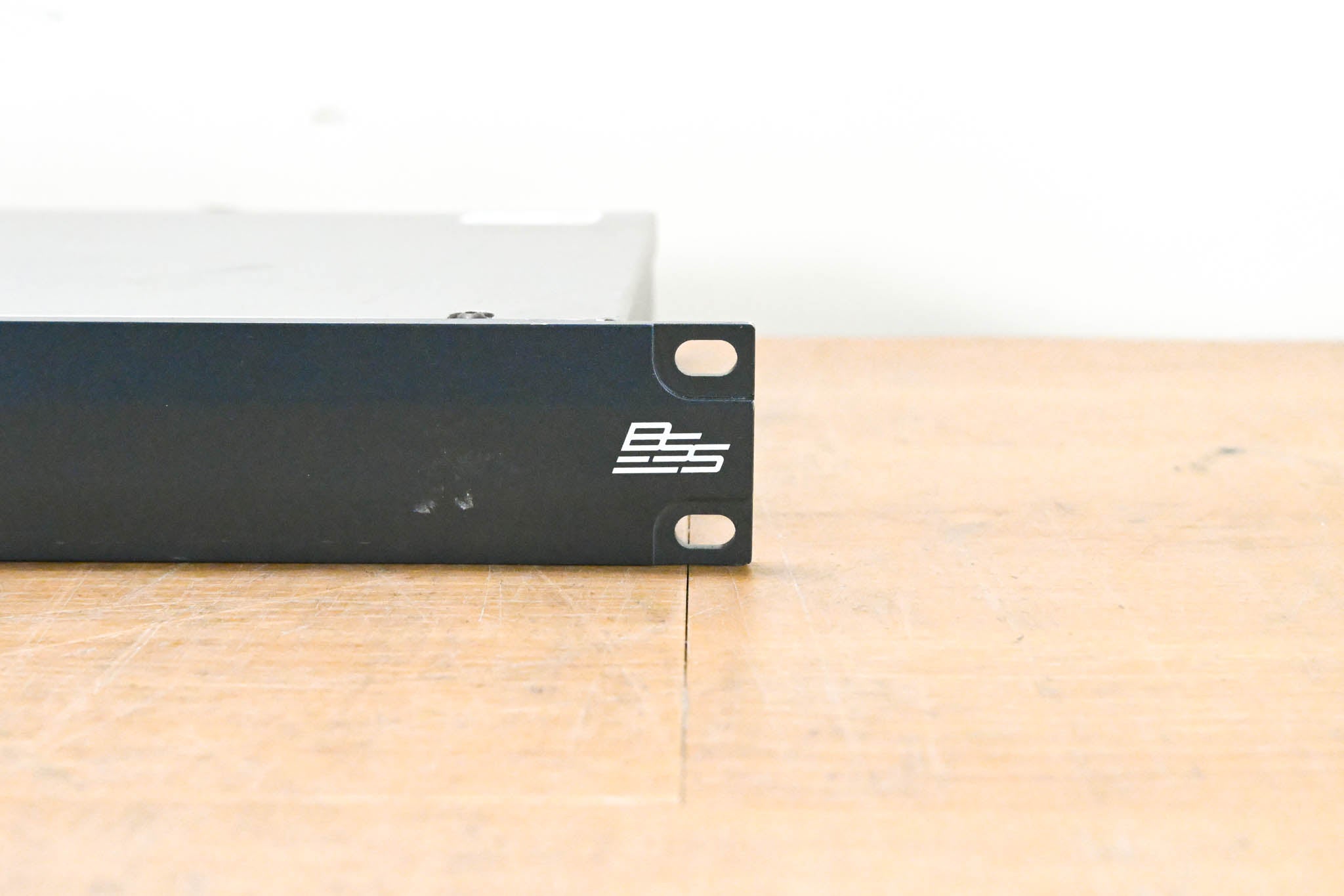 BSS London BLU-BOB2 8-Channel Break-Out Box Output Expander (NO PSU)