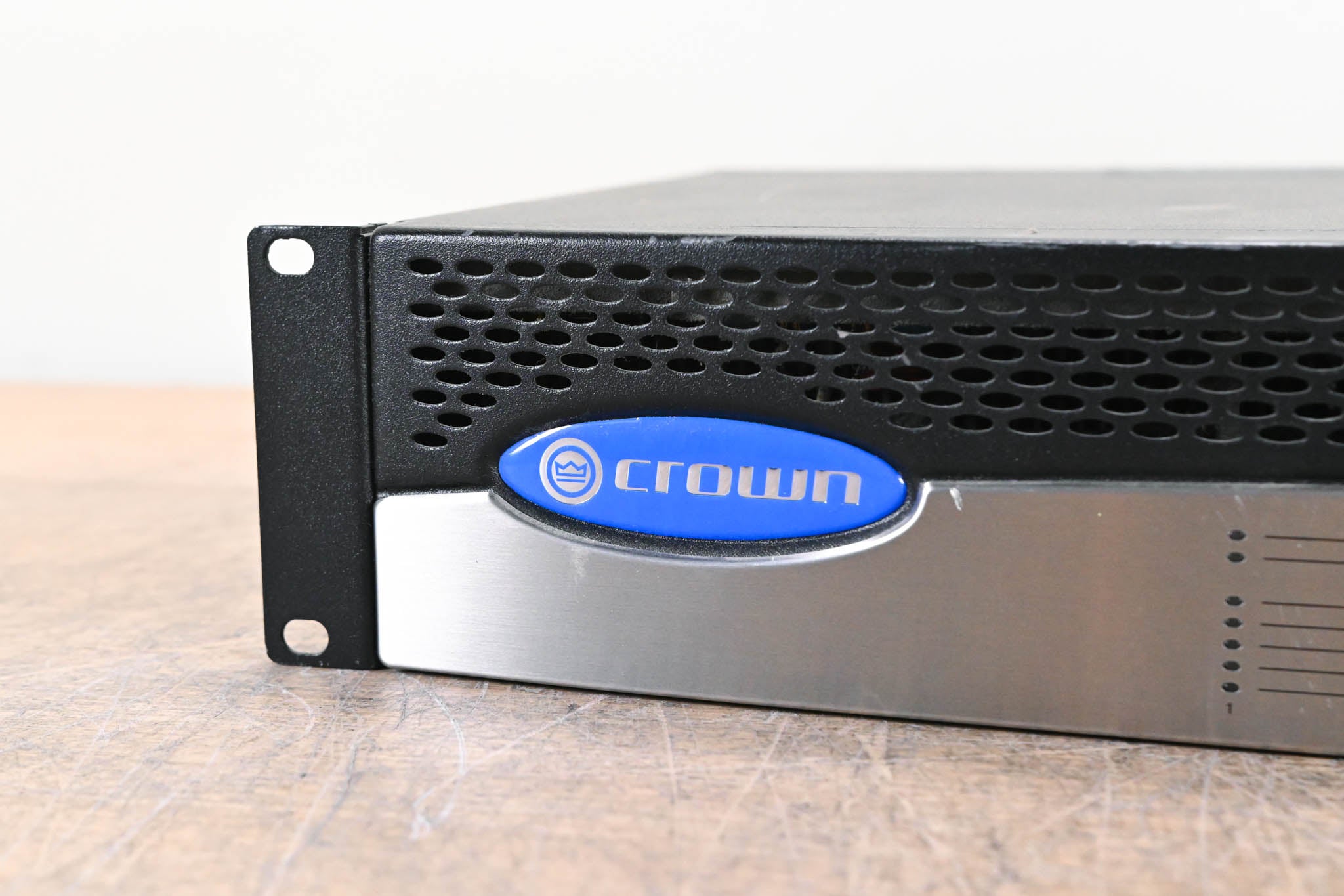 Crown CTs 600 2-Channel Power Amplifier