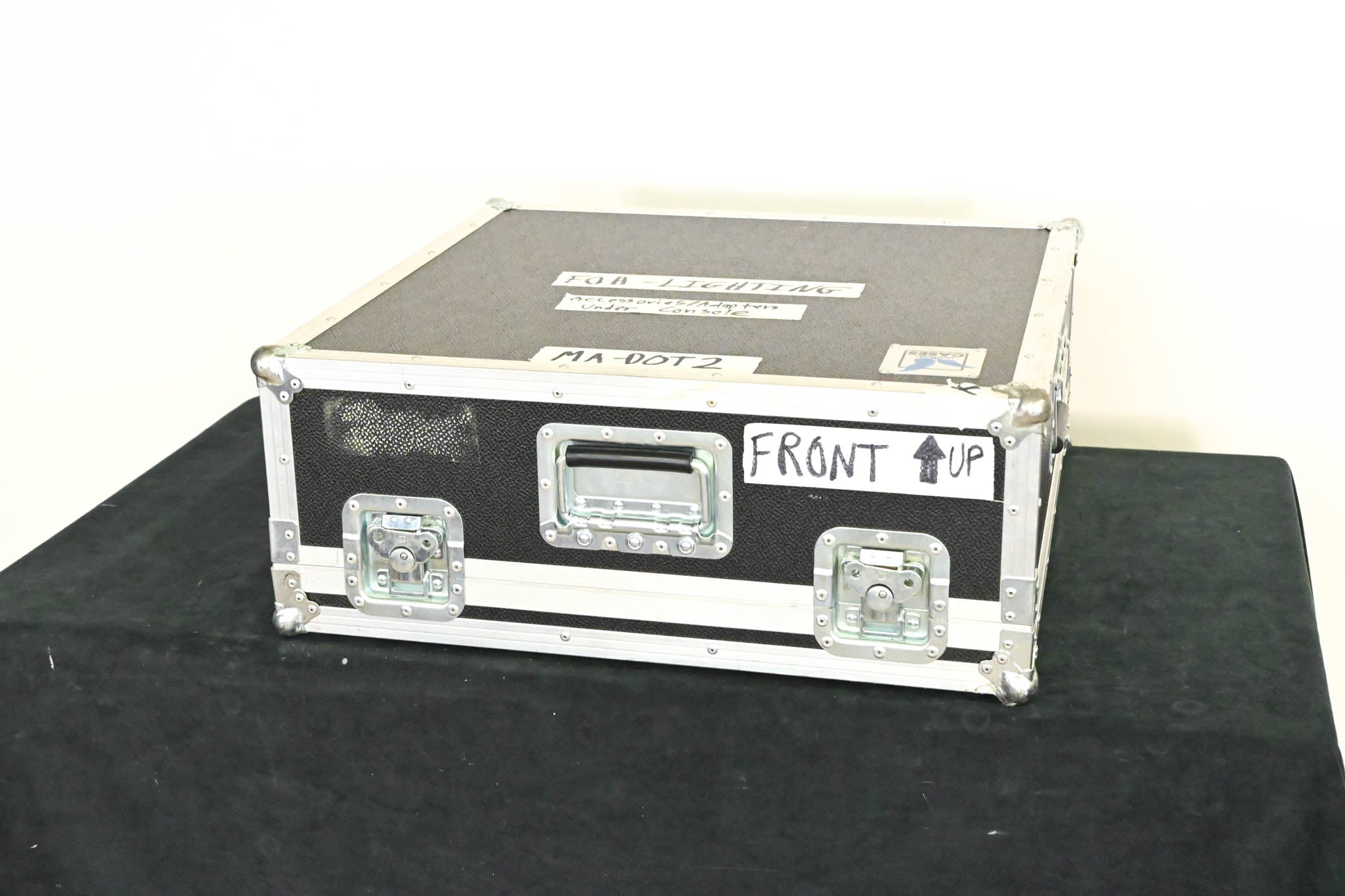 MA Lighting dot2 Core Compact Lighting Console with Road Case
