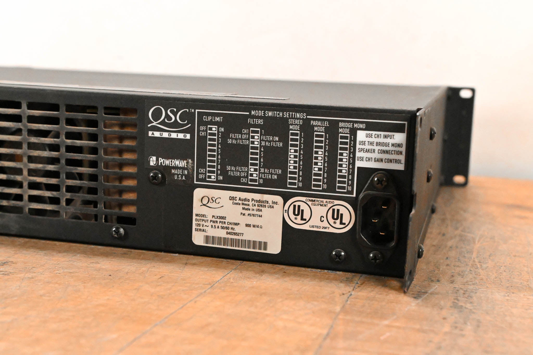 QSC PLX3002 2-Channel Power Amplifier