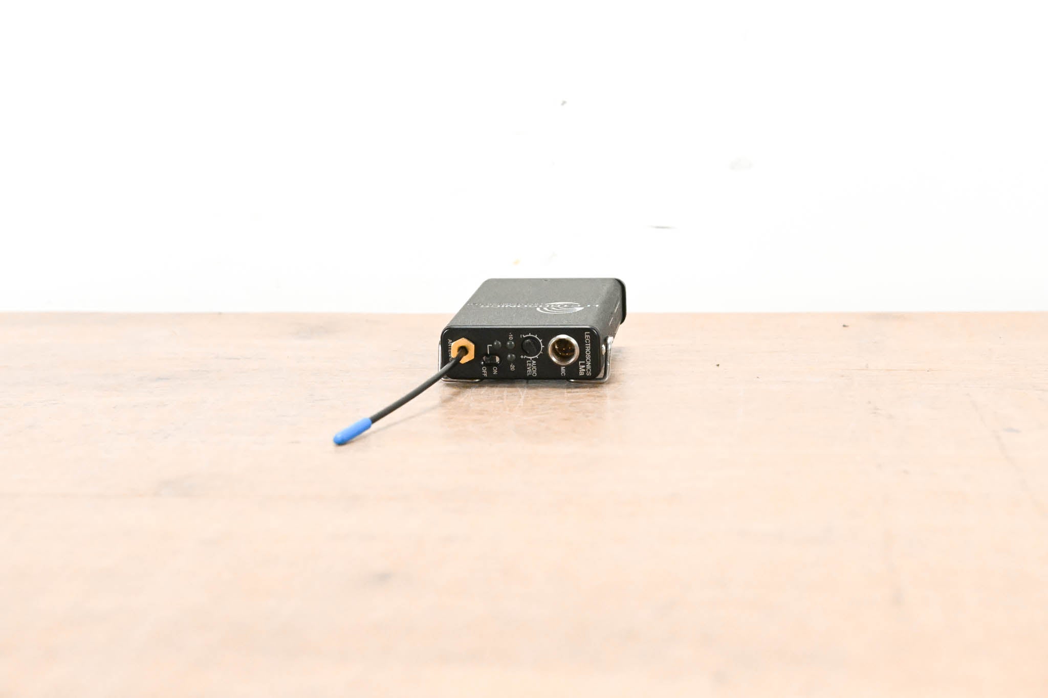 Lectrosonics LMa UHF Wireless Belt Pack Transmitter - Block 26