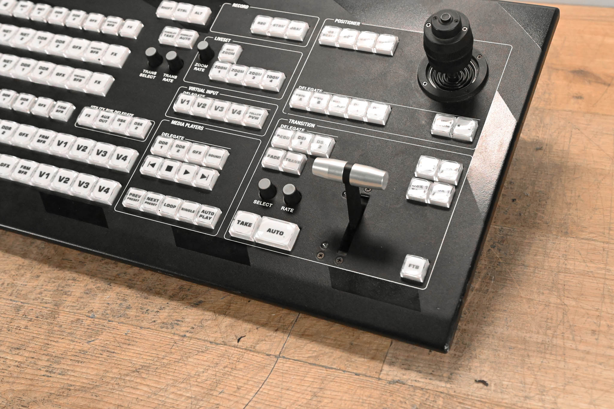 NewTek (Vizrt) TriCaster TCXD455 Video Switcher w/ TCXD455 CS