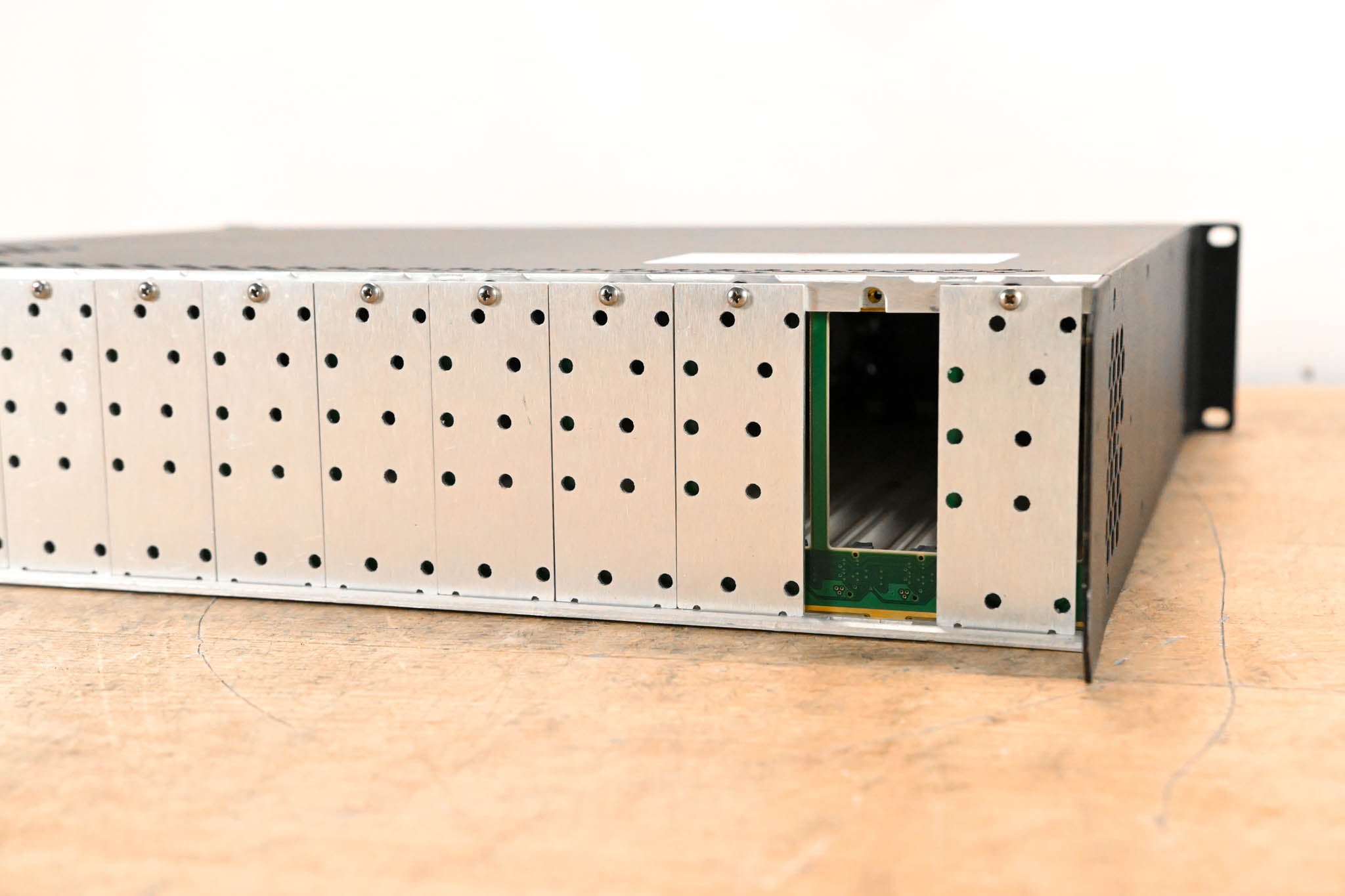 Blackmagic Design DFR-8321 OpenGear Module Frame