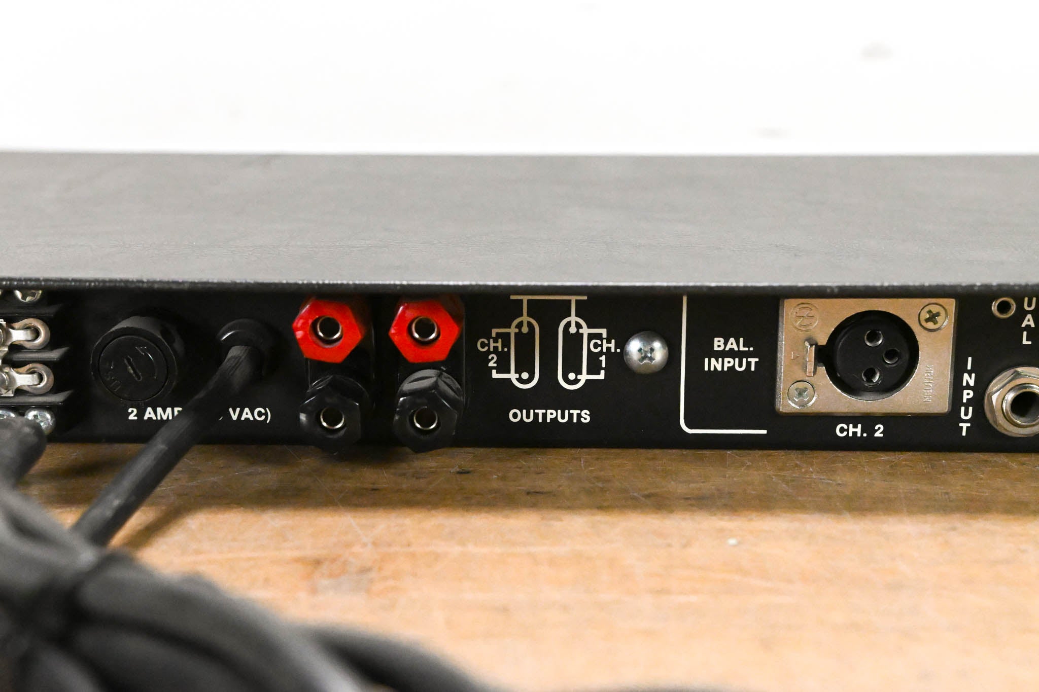 Crown D-75 2-Channel Power Amplifier
