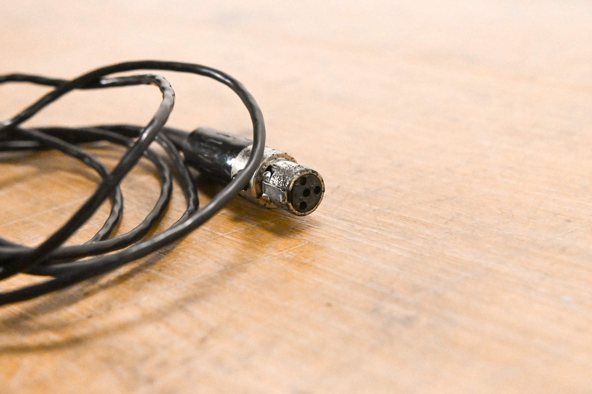 Shure WL184 Supercardioid Lavalier Microphone with TA4F Connector