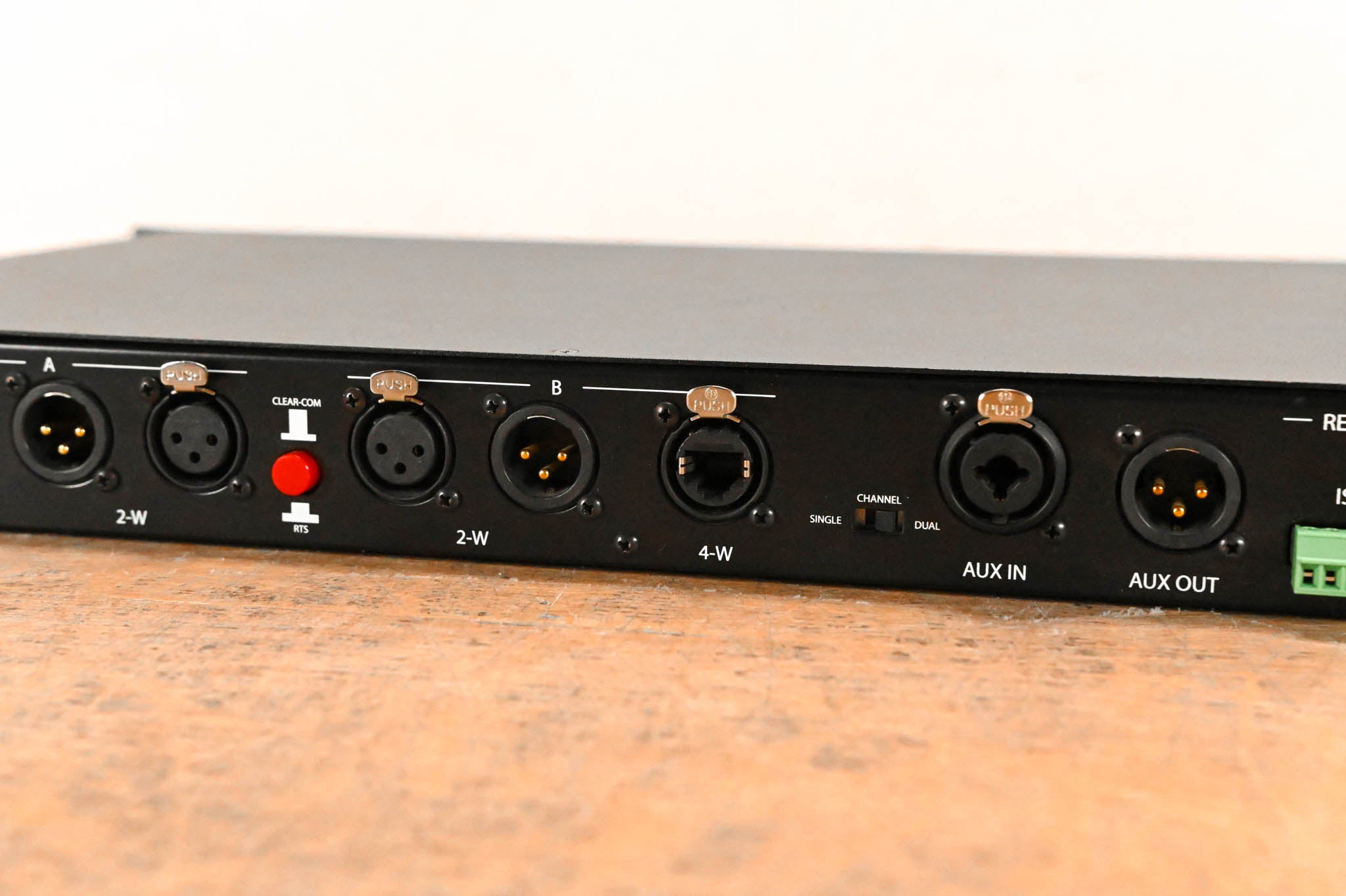 Clear-Com DX410 Digital Wireless Intercom (NO POWER SUPPLY)