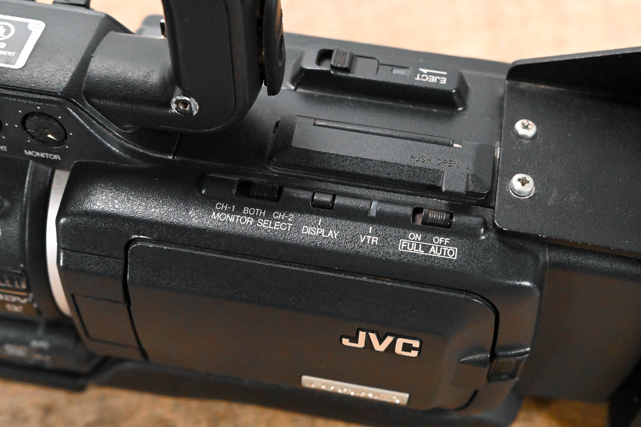 JVC GY-HD100 High Definition 3-CCD MiniDV Professional Camcorder