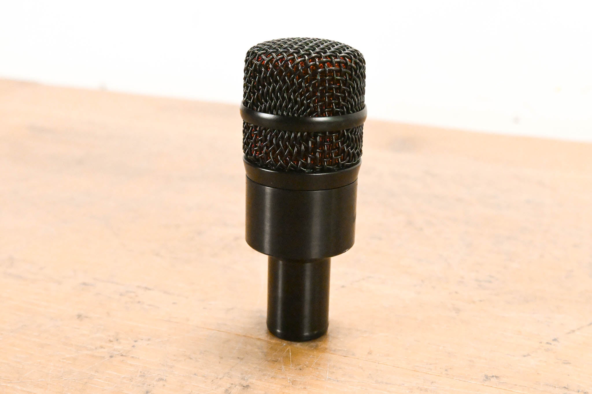 Audix D4 Professional Dynamic Instrument Microphone