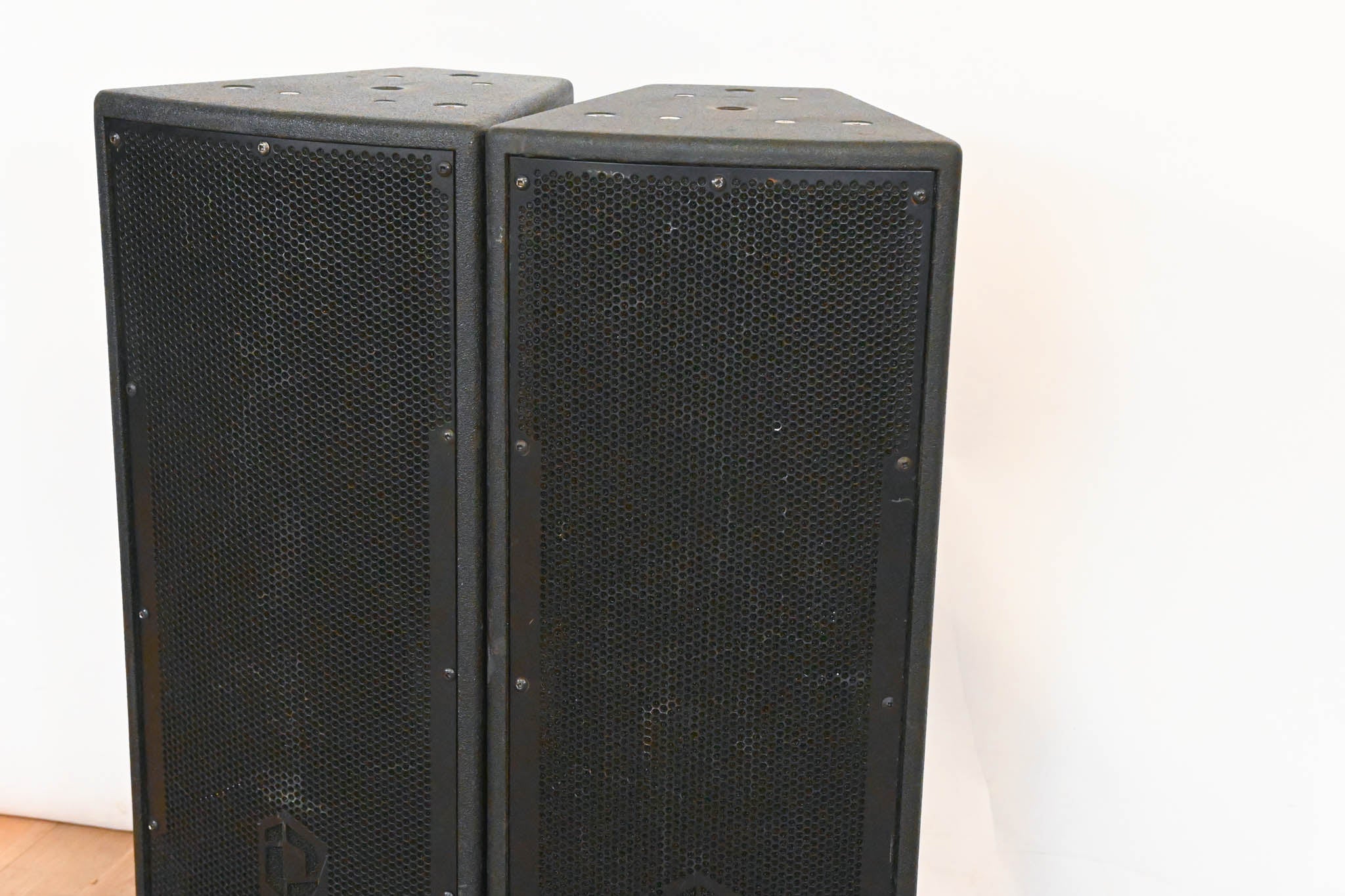 McCauley ID2.208-26 Passive Installation Loudspeaker (PAIR)