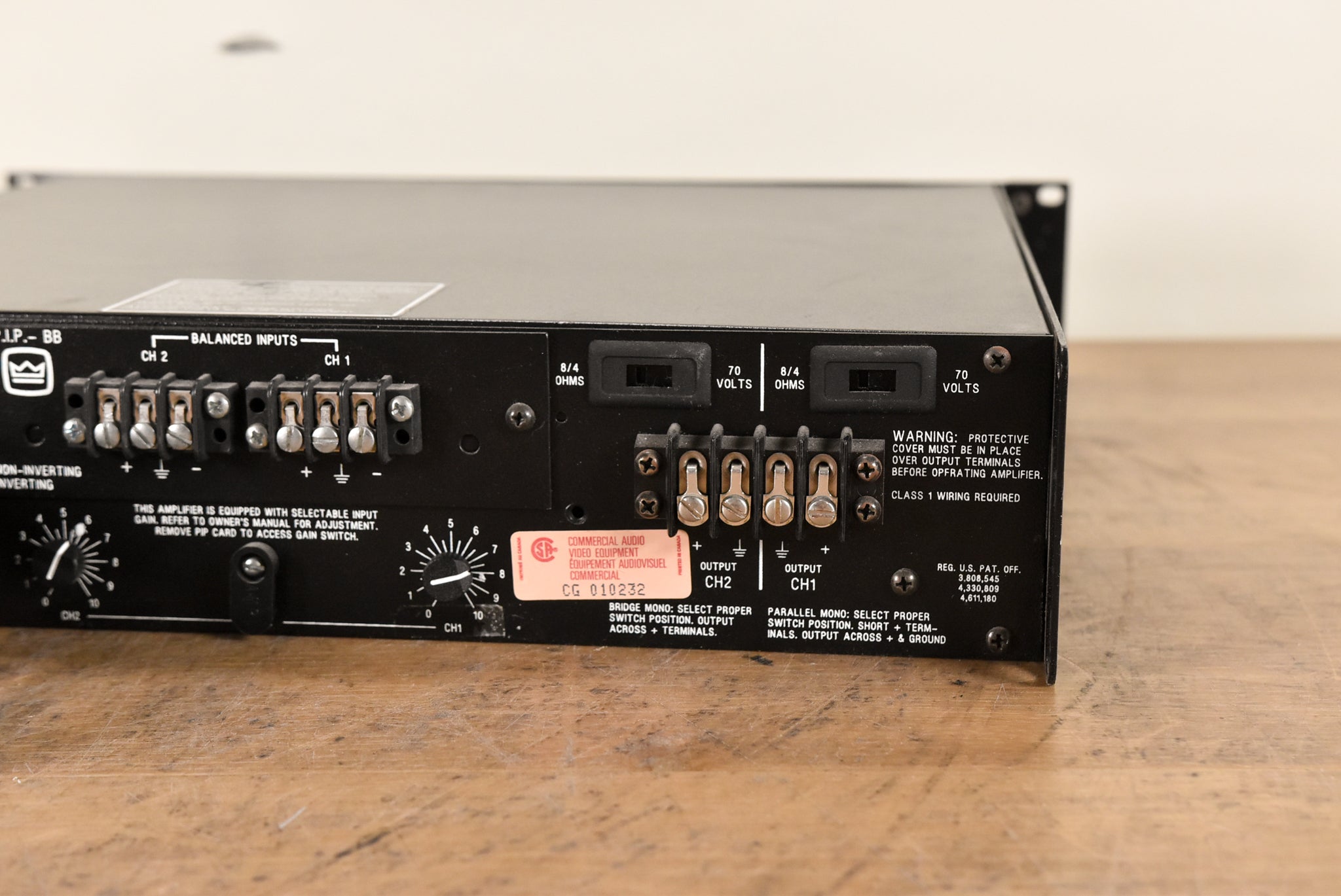 Crown Com-Tech 400 Two-Channel Power Amplifier