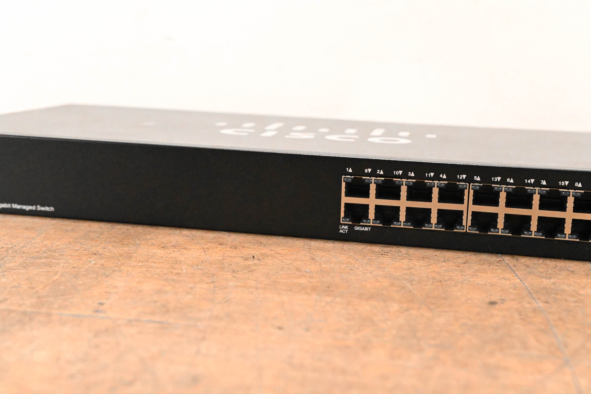 Cisco SG300-20 20-Port Gigabit Managed Switch