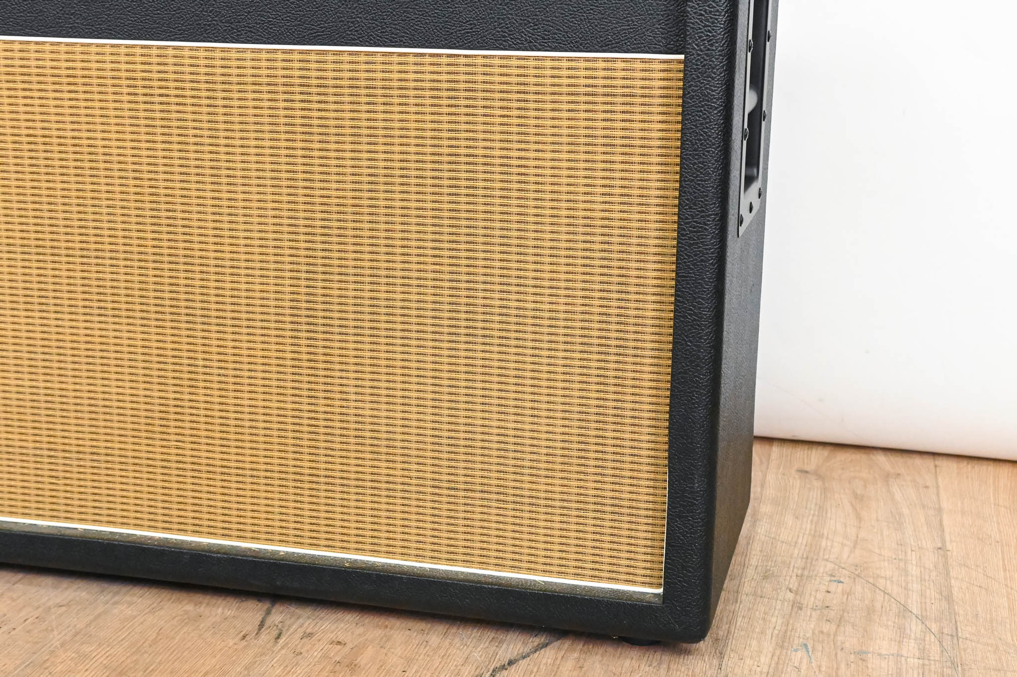 Avatar Speakers 2x12 16 ohm Cabinet