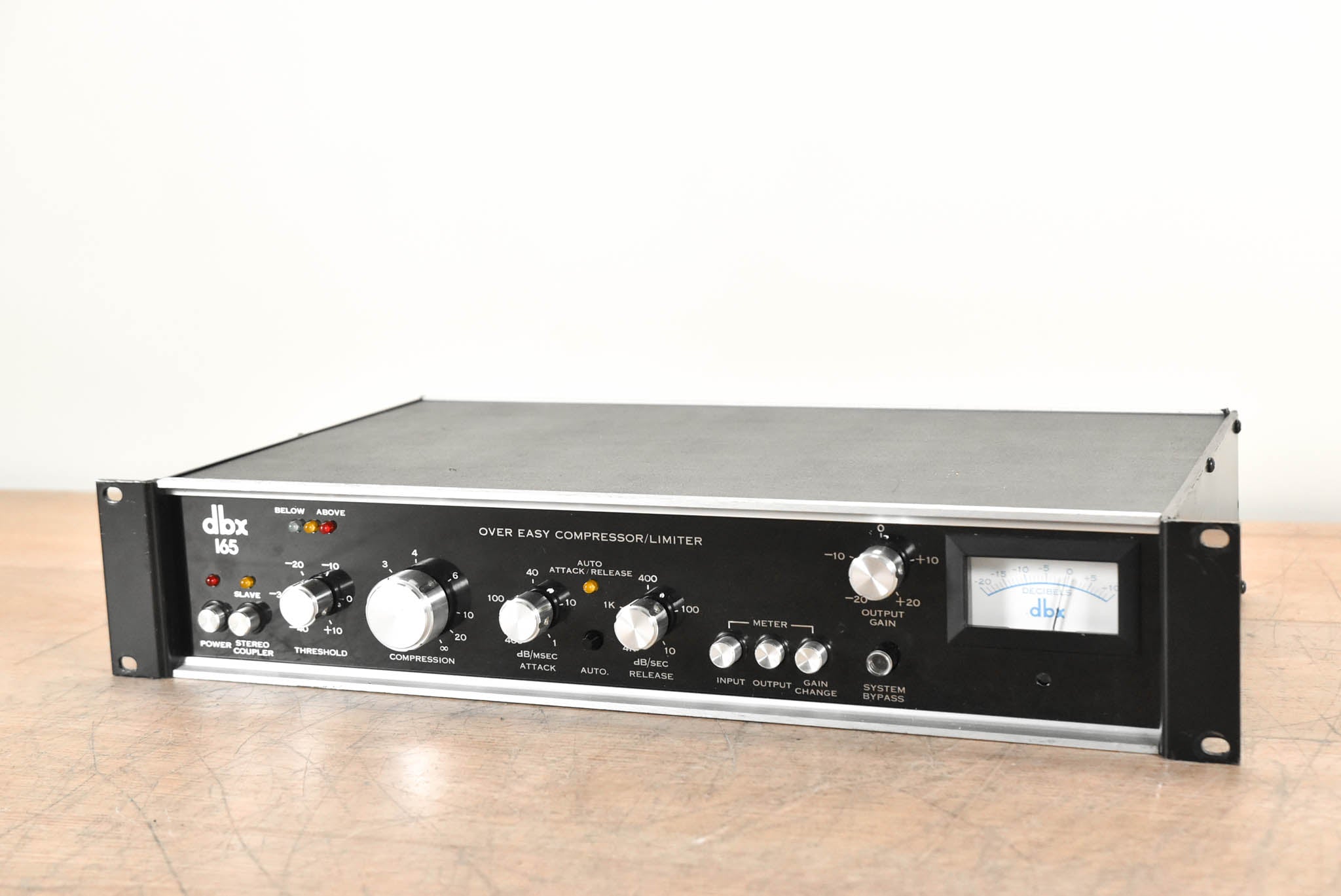 dbx 165 Single-Channel Over Easy Compressor/Limiter