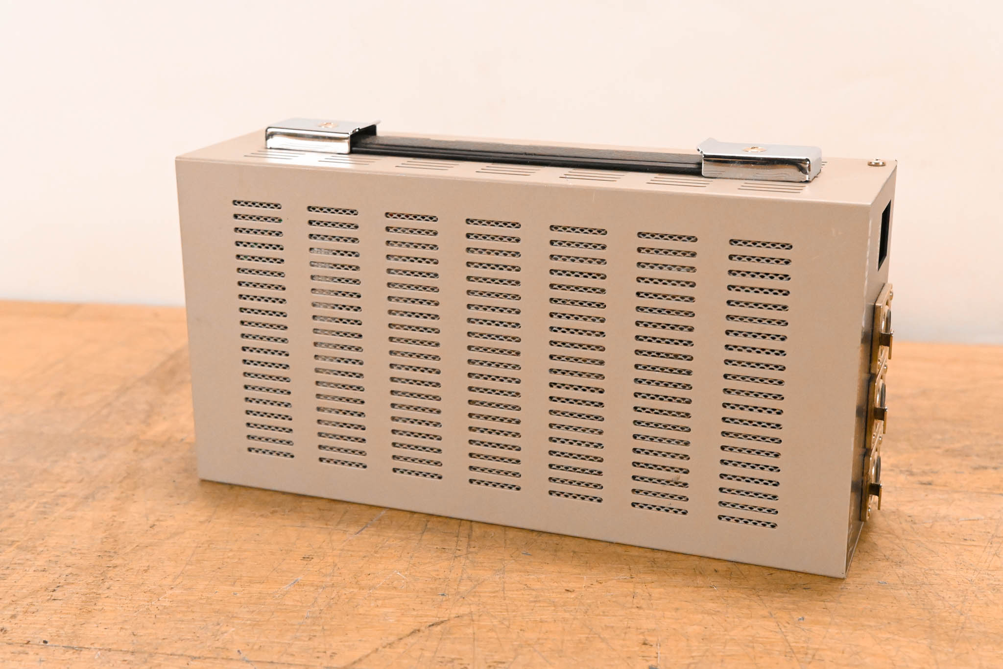 IDX System Technology IA-300a Triple-Channel Camera Power Supply