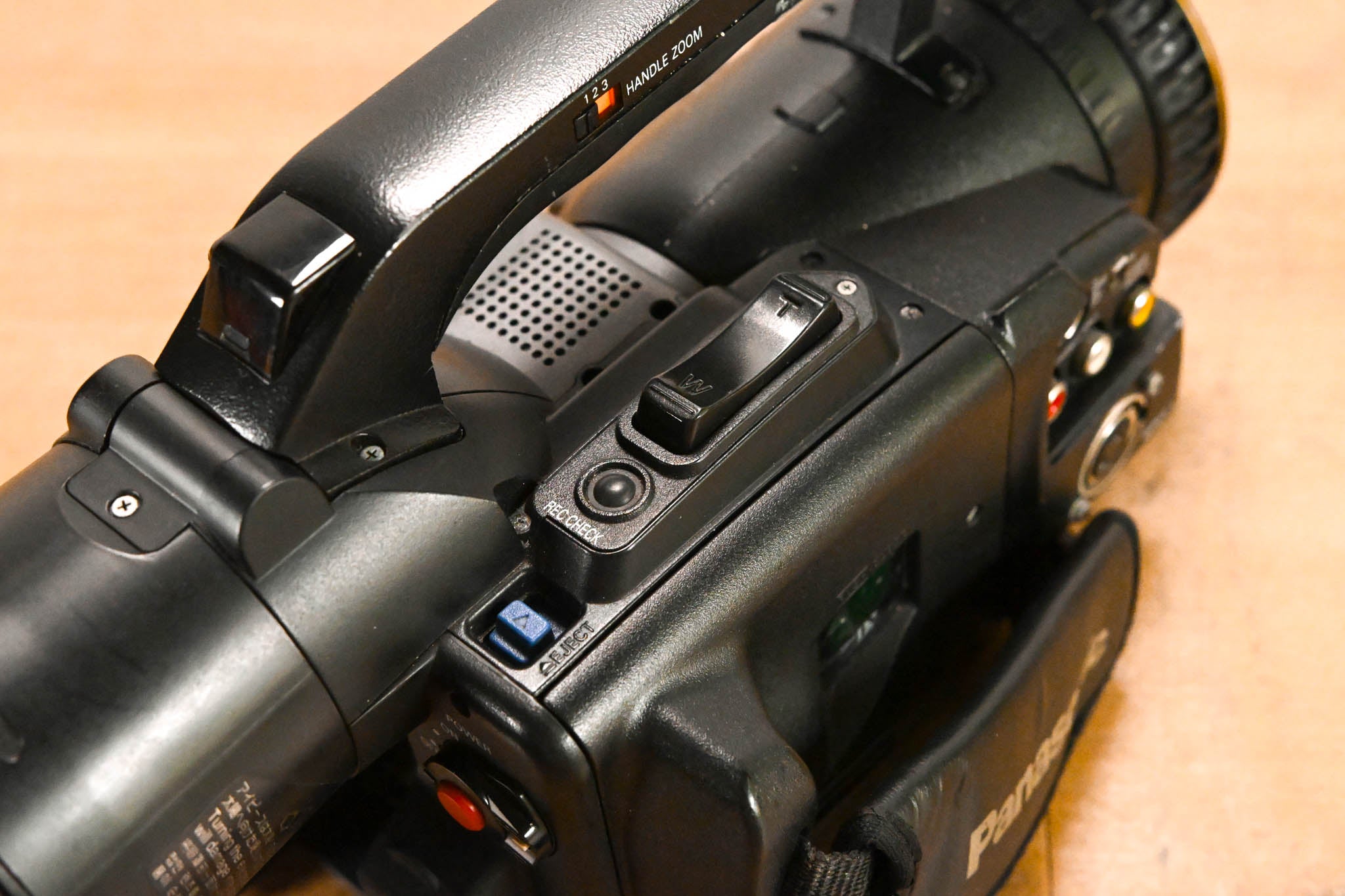 Panasonic AG-DVX100B 3-CCD Mini-DV Cinema Video Camcorder