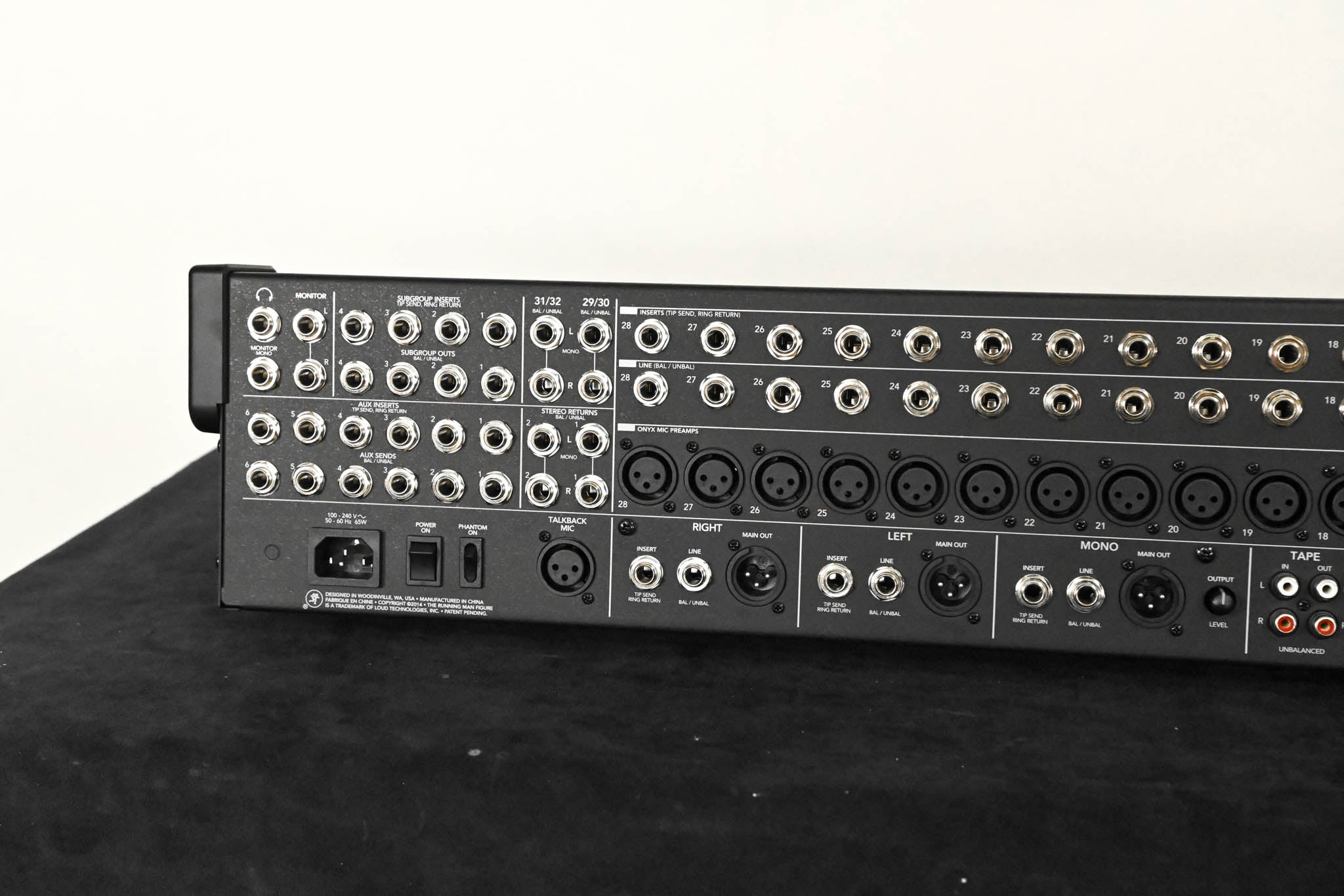Mackie 3204VLZ4 32-Channel 4-Bus Effects Mixer with USB