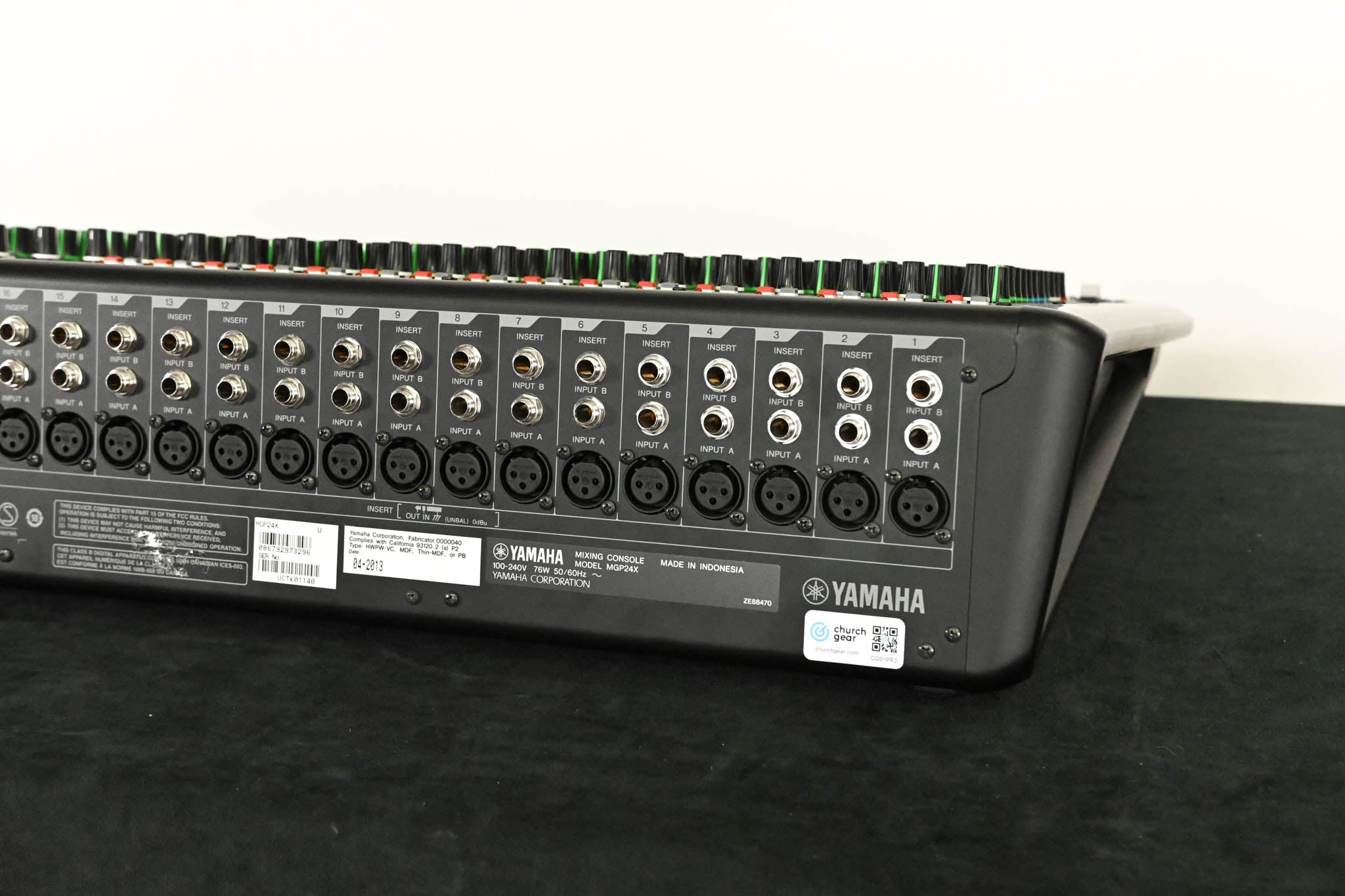 Yamaha MGP24X 24-Channel Mixer with USB and Effects
