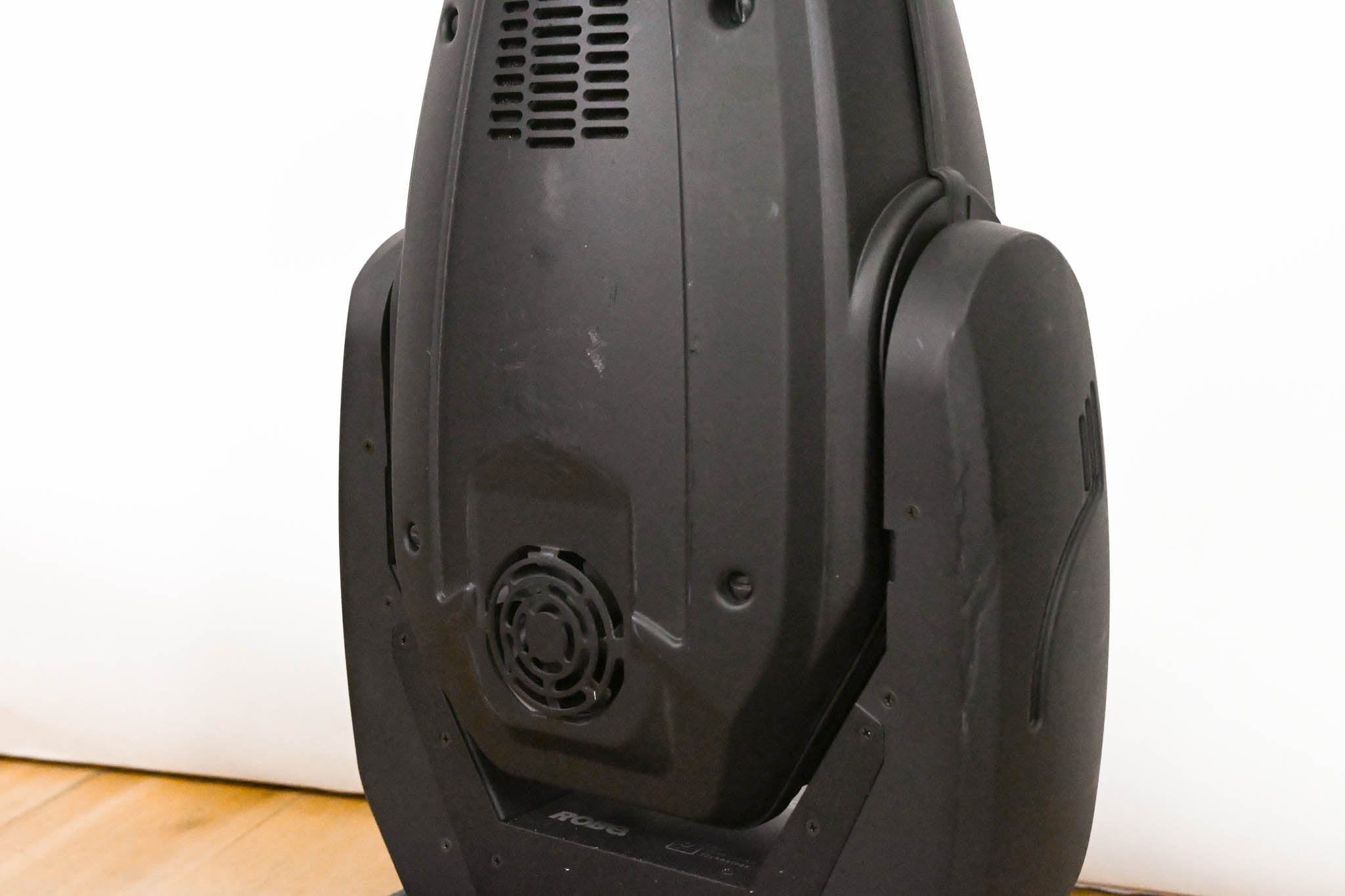 Robe Robin DLS Profile LED Moving Head