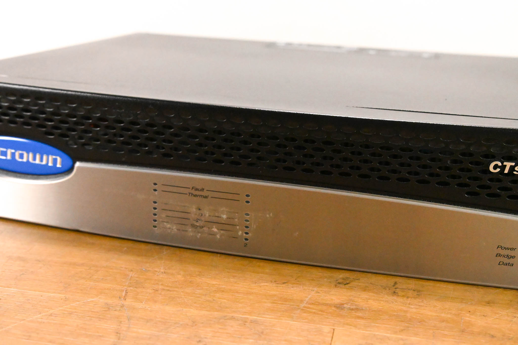Crown CTs 1200 Two-Channel 600W Power Amplifier
