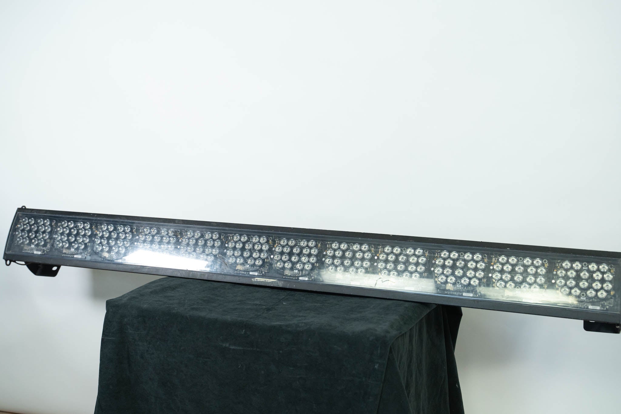 Philips Color Kinetics ColorBlaze 72 Linear LED Fixture