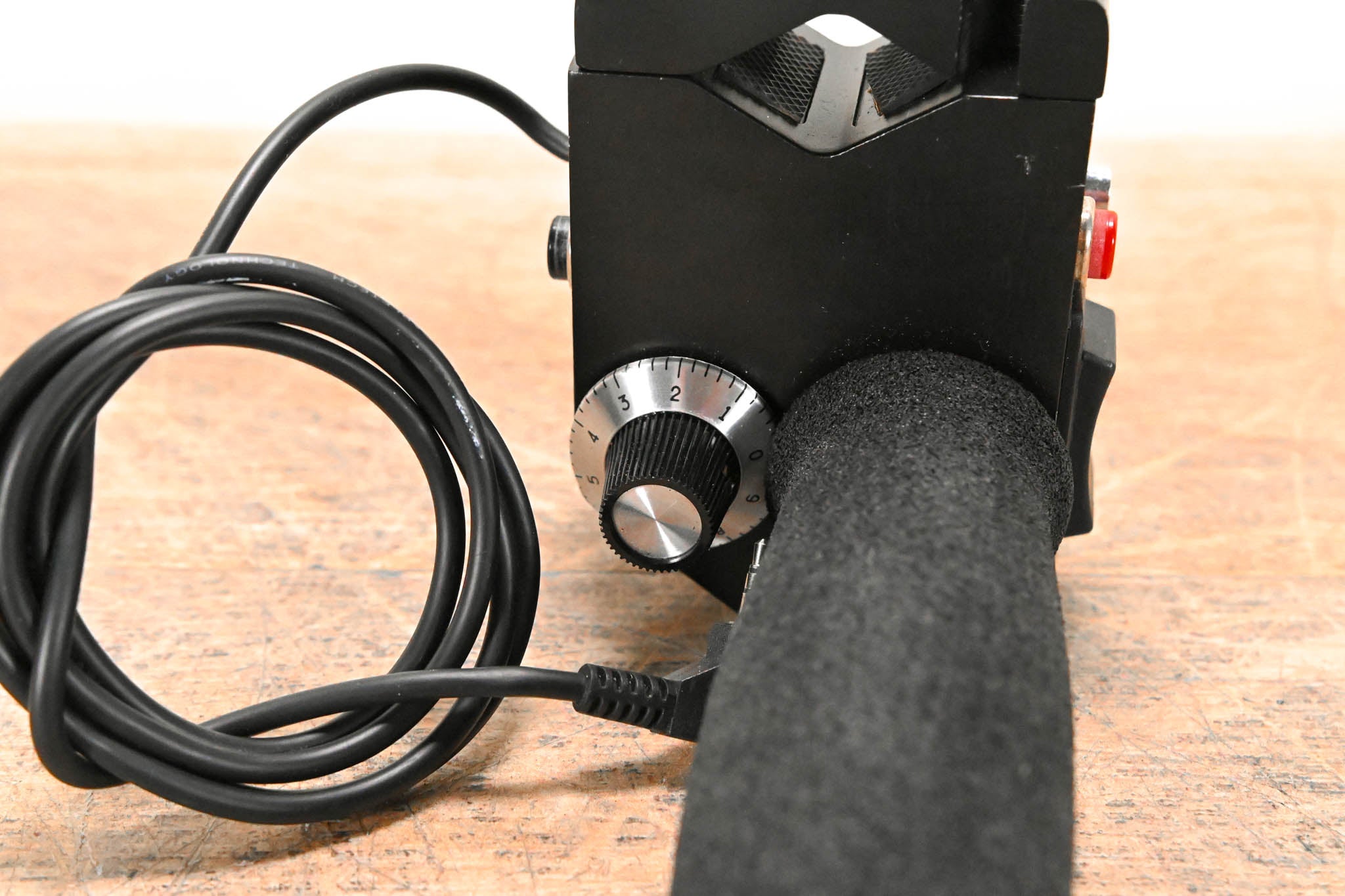 VariZoom VZ-PRO-L LANC Lens Zoom Control for Sony / Canon Cameras