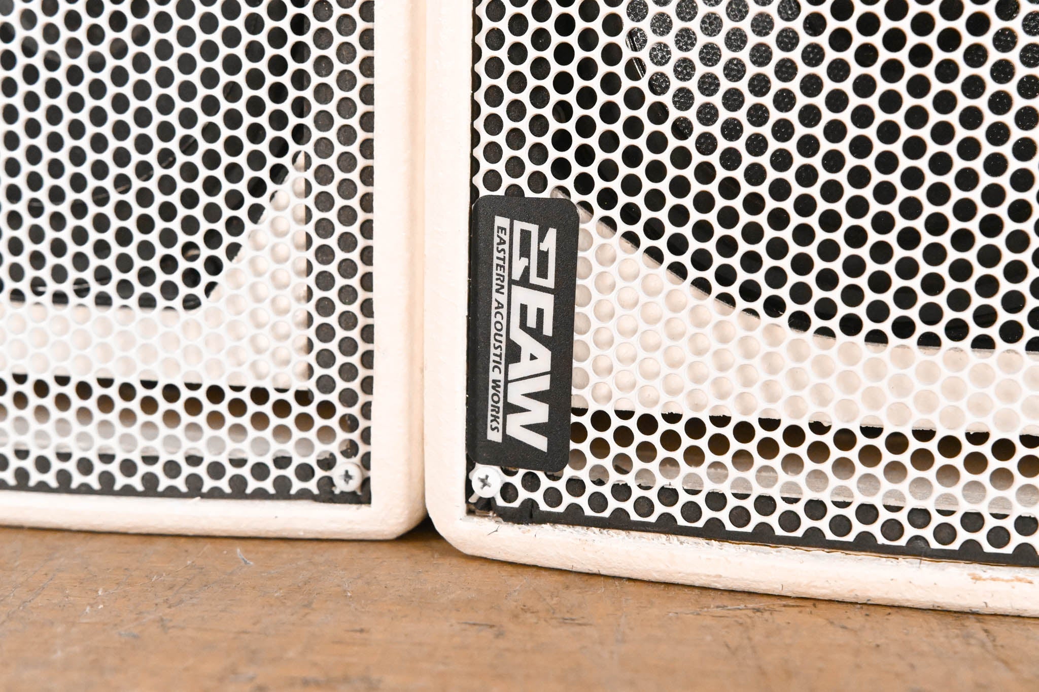 EAW UB52 Two-Way Full-Range Loudspeaker - White (PAIR)