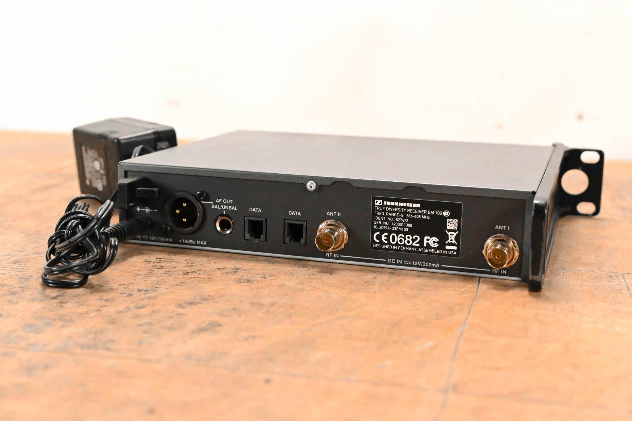 Sennheiser EM 100 G3 Wireless Receiver - G Range: 566-608 MHz