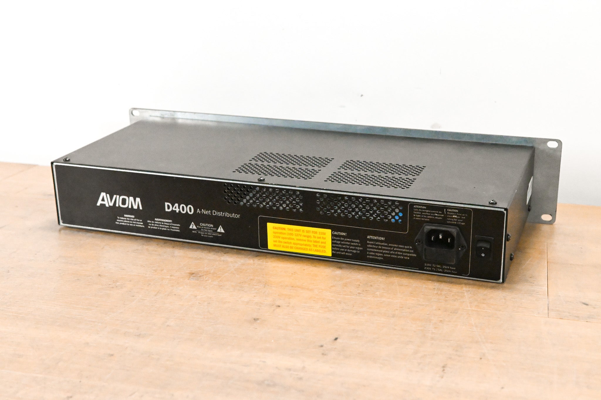 Aviom D400-Dante A-Net Distributor with Dante Connectivity