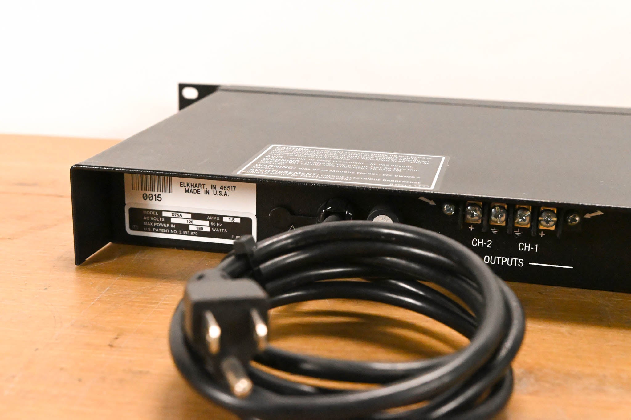 Crown D-75A 2-Channel Power Amplifier