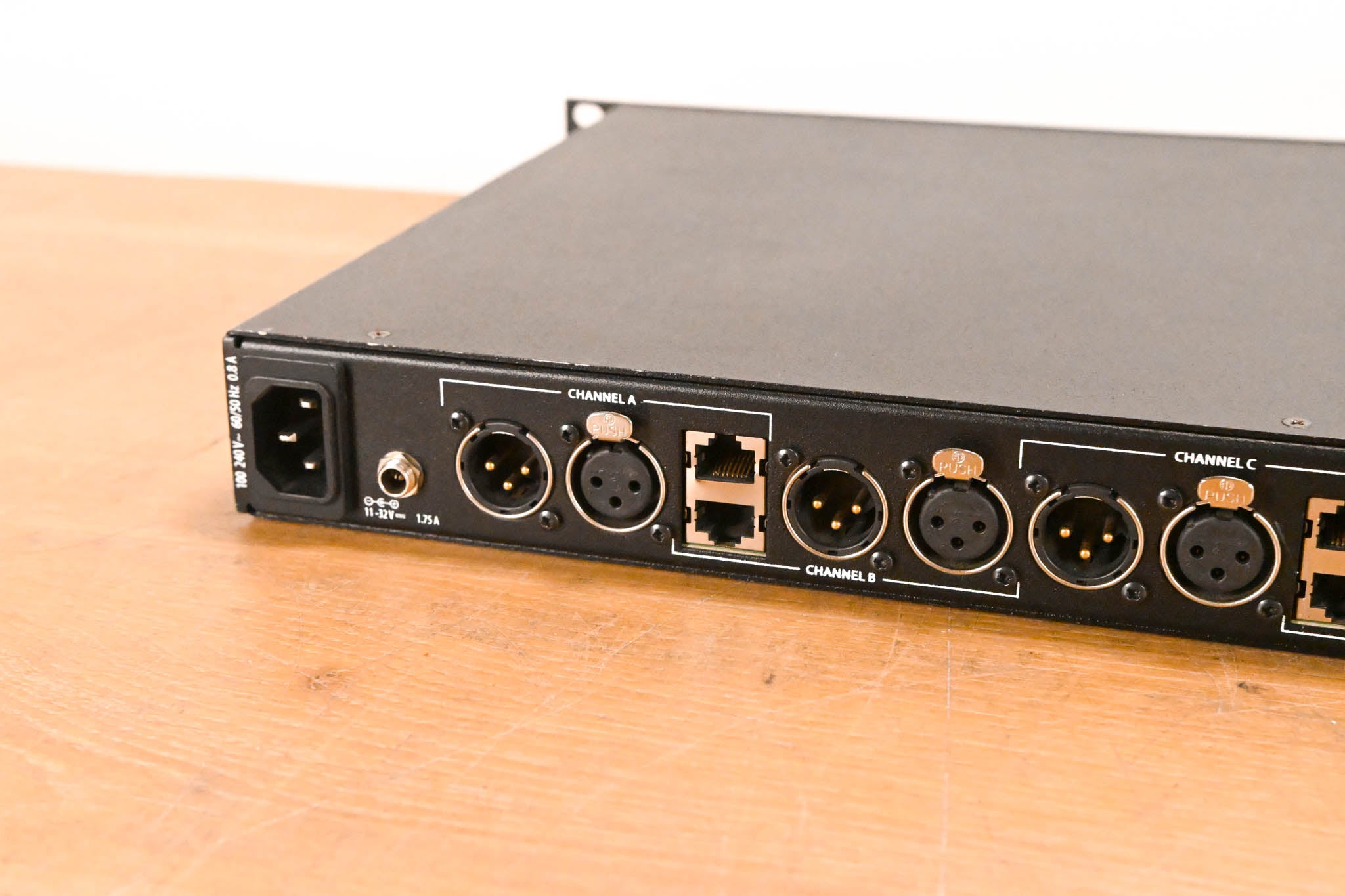 Clear-Com CM-944 Tempest 900 MHz 4-Channel Base Station