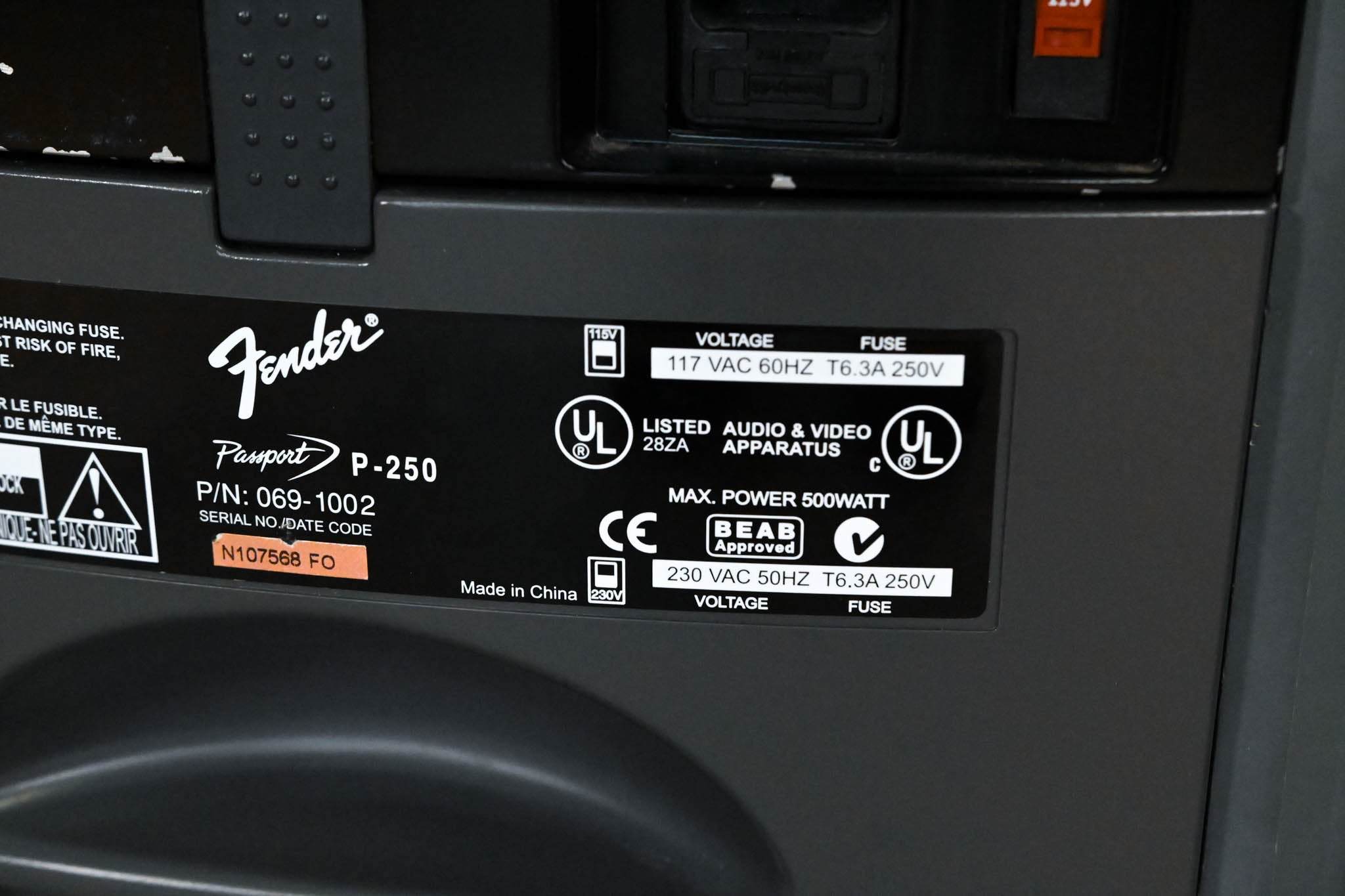 Fender Passport P-250 4-Channel Portable PA System