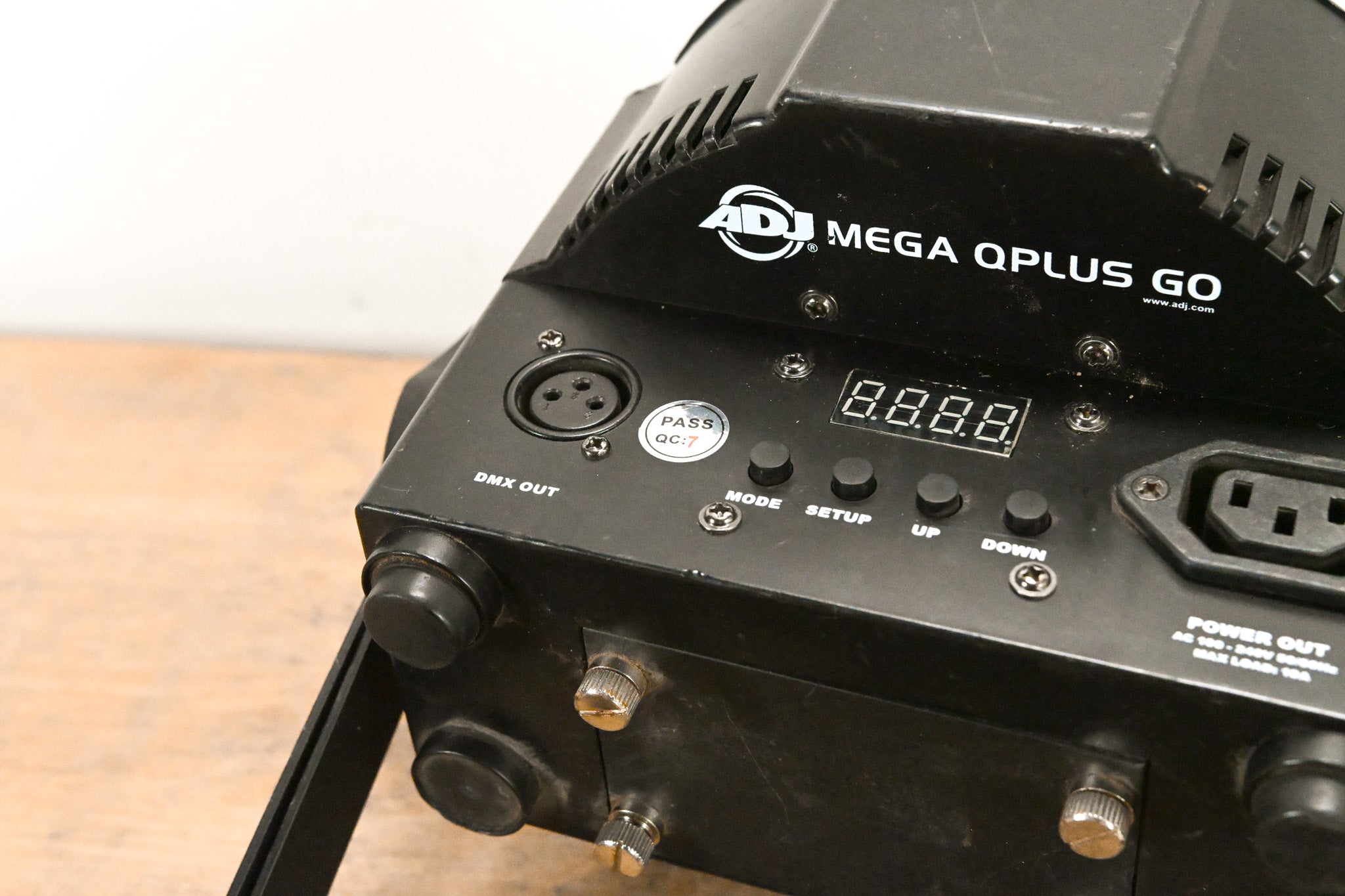 ADJ Mega QPlus Go Battery-Powered RGB+UV LED Par Light