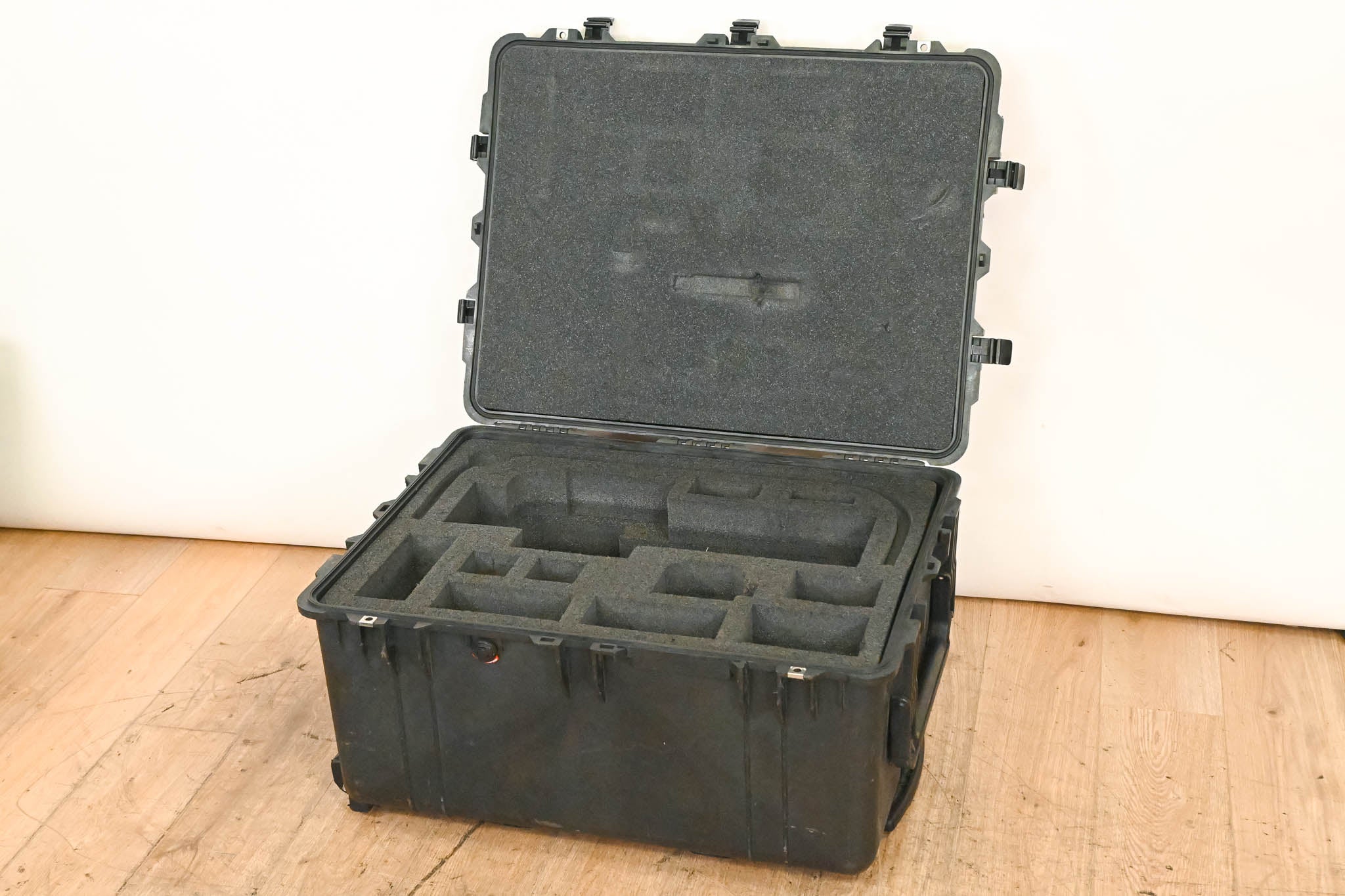 Pelican 1630 Protector Transport Case with Foam