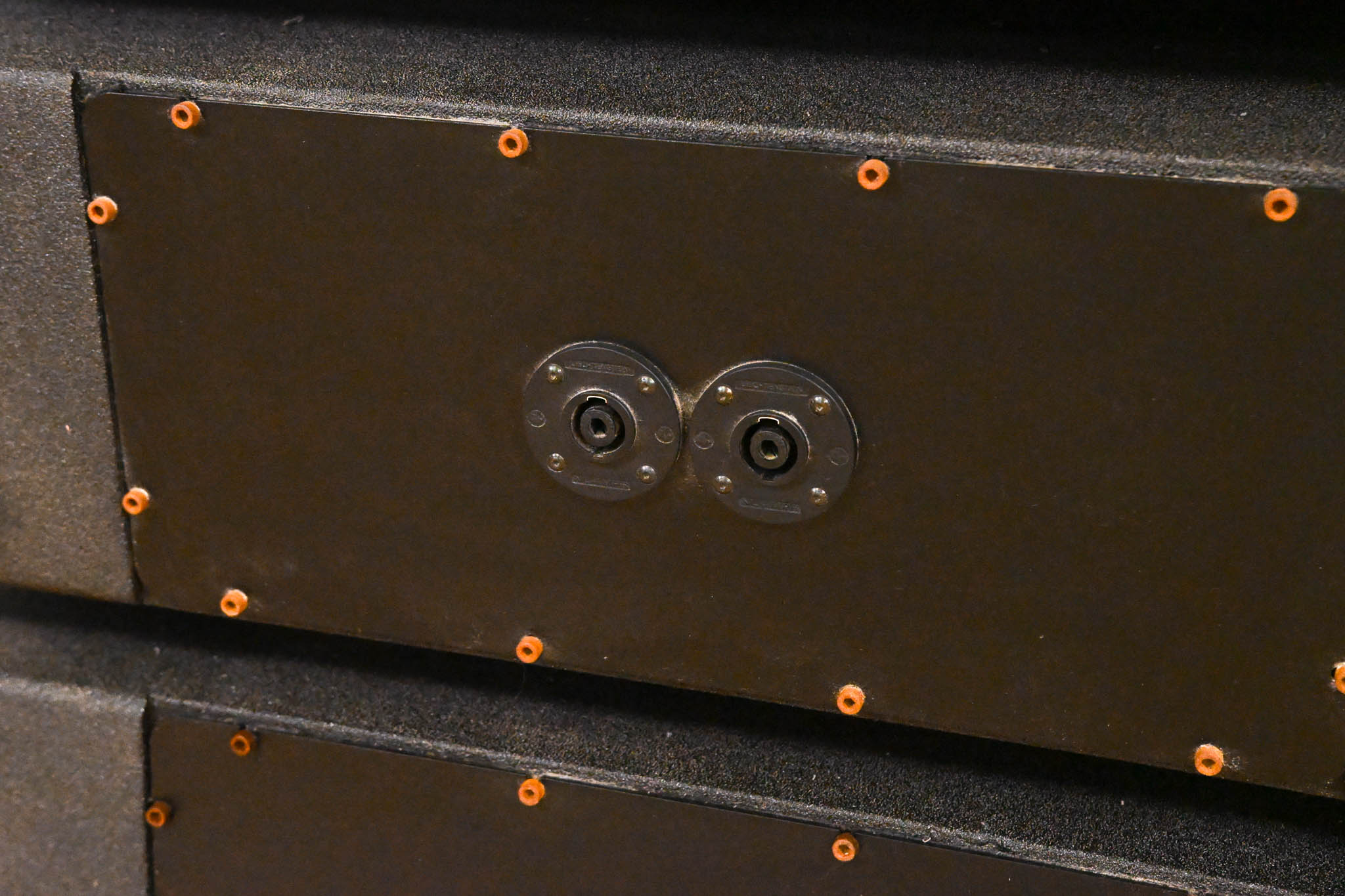 WorxAudio V8 8" 2-Way Passive Line Array Speaker (Set of 4)