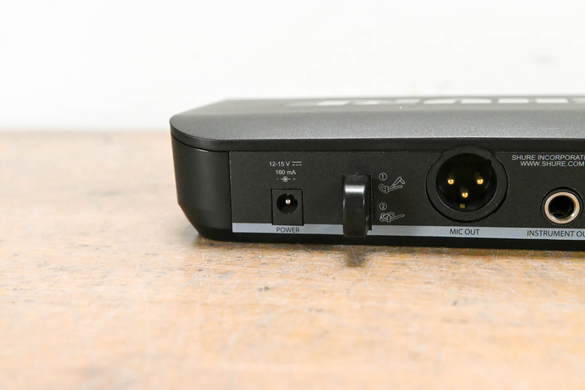 Shure BLX14 Bodypack Wireless System - H9 Band: 512-542 MHz (NO PSU)