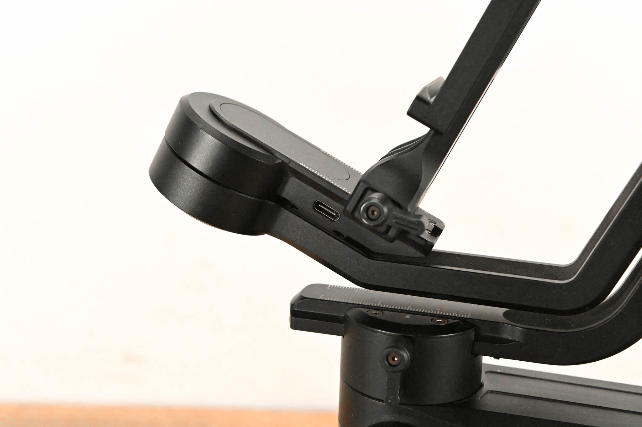 Zhiyun Weebill S 3-Axis Gimbal Stabilizer for Mirrorless & DSLR Cameras