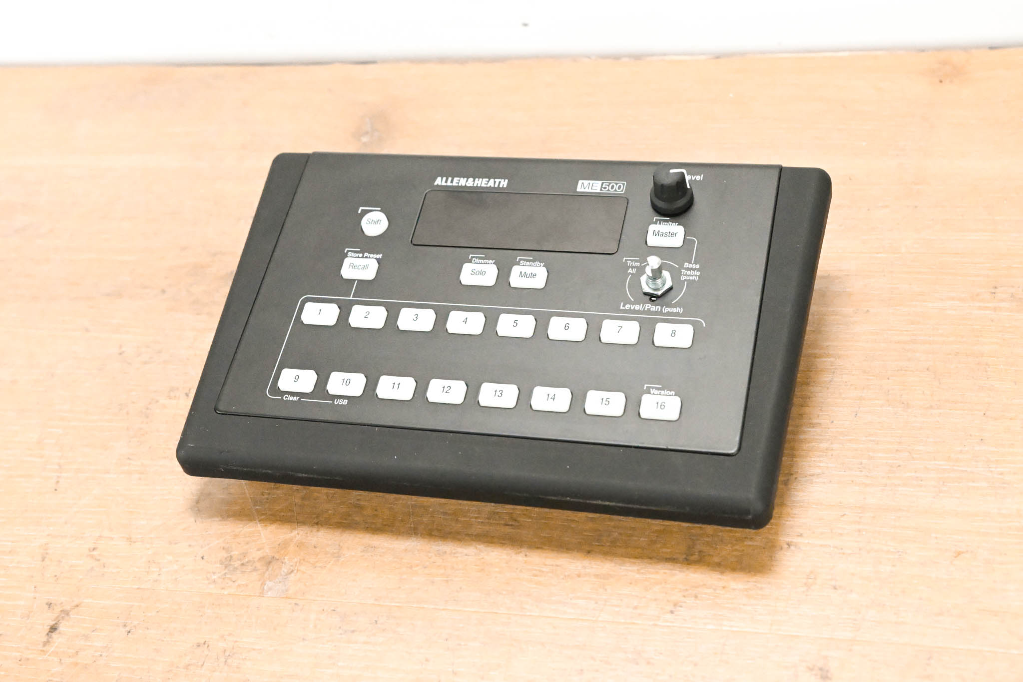 Allen & Heath ME-500 16-Channel Personal Mixer