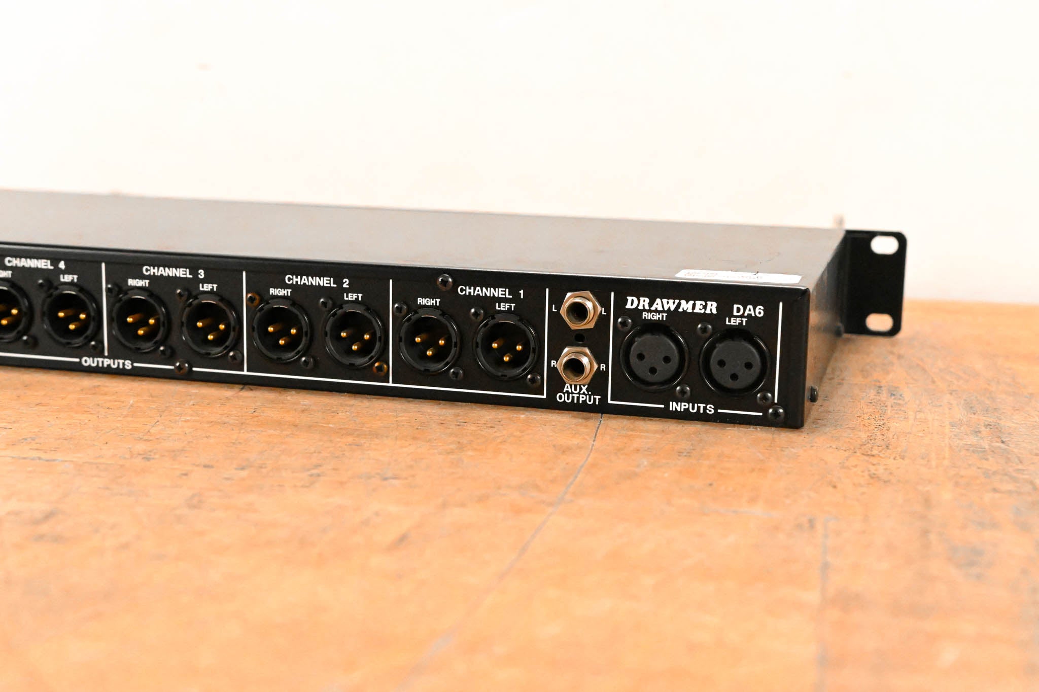 Drawmer DA-6 Stereo In, 6x Stereo Out Balanced Distribution Amplifier