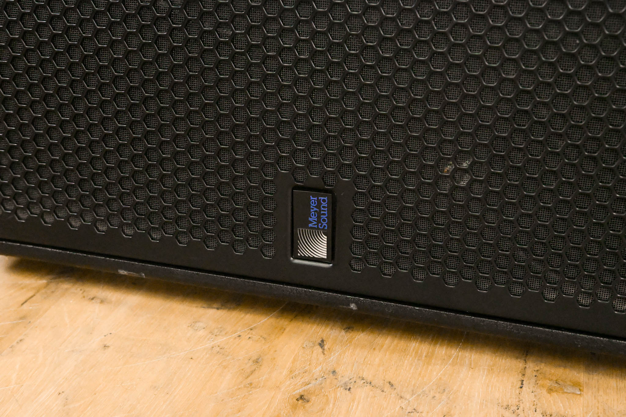 Meyer Sound 700-HP UltraHigh-Power Dual 18" Powered Subwoofer
