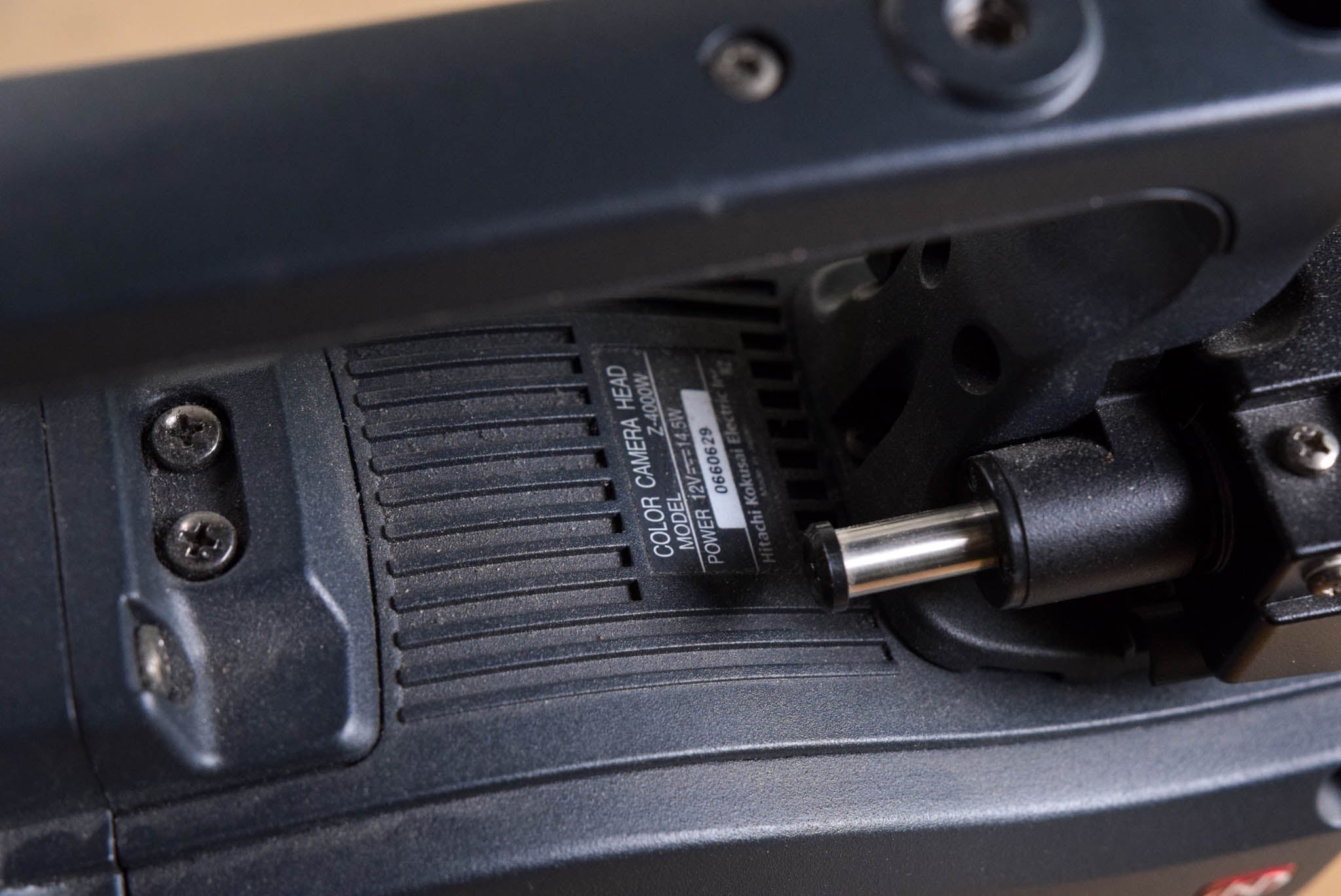 Hitachi Z-4000W CCD Camcorder with CX-Z3A Triax Adapter CG00T95