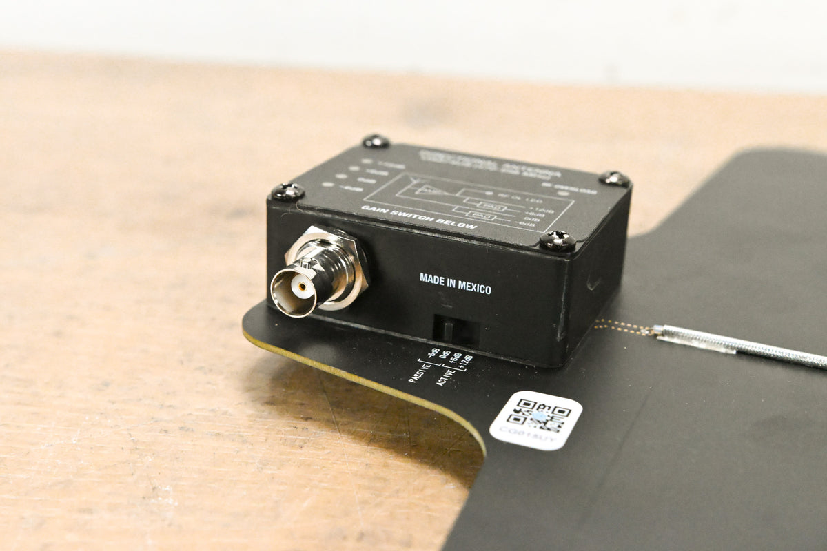 Shure UA874US Active Directional Antenna - 470-698 MHz