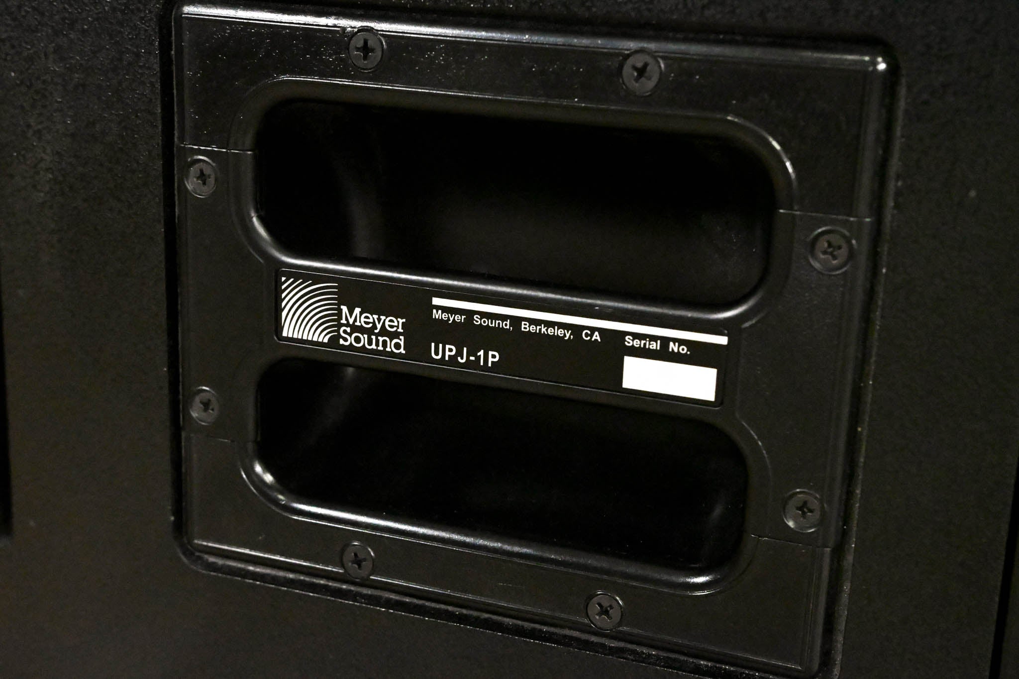 Meyer Sound UPJ-1P Compact VariO Loudspeaker (PAIR)