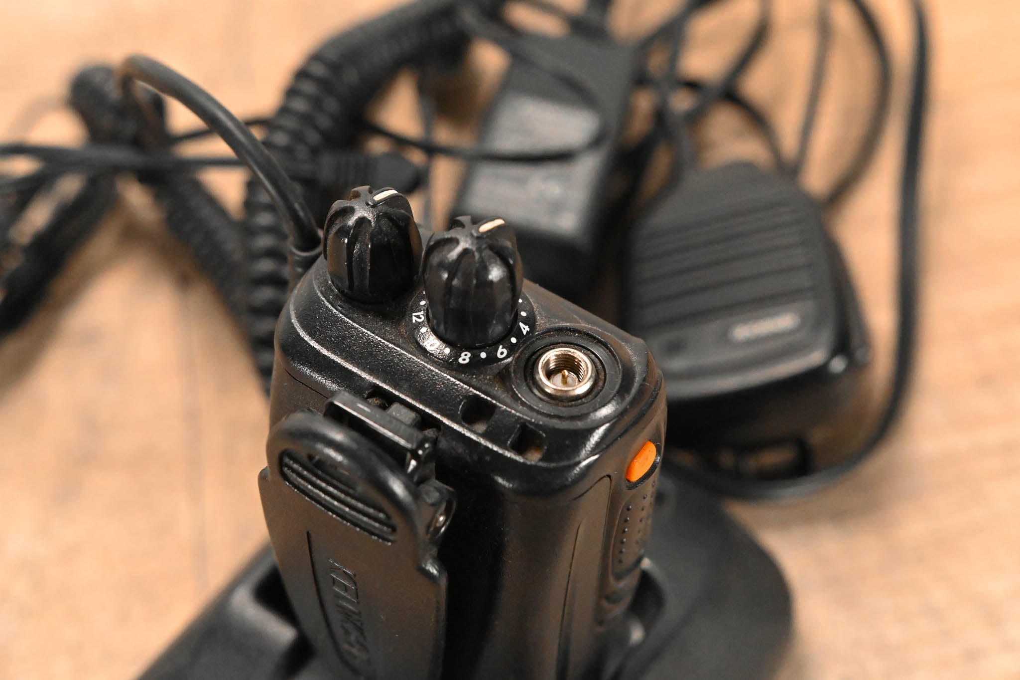 Kenwood TK-3360 UHF Radio with KNB-25A Battery and KSC-25 Charger