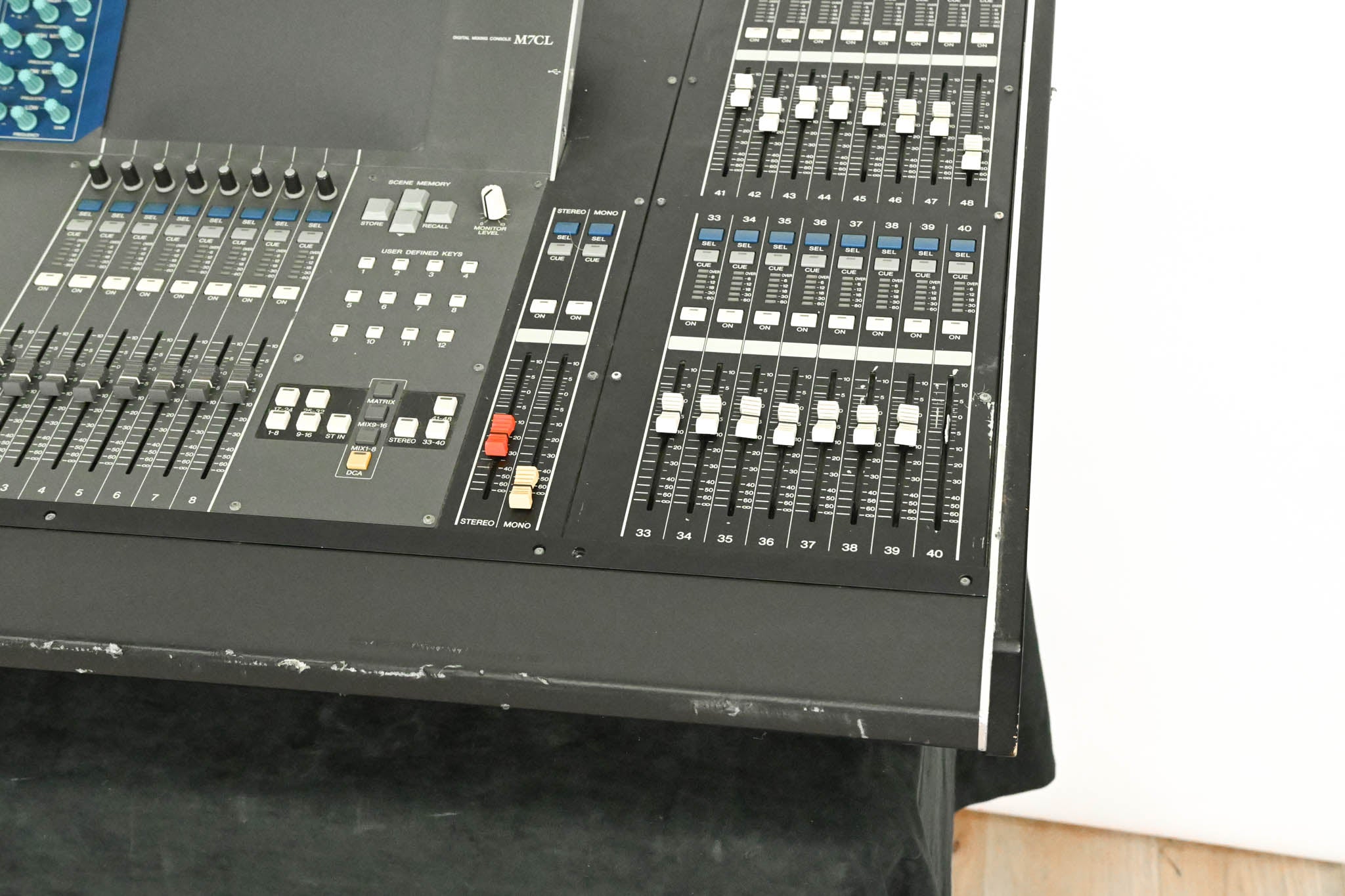 Yamaha M7CL-48 48-Channel Digital Audio Mixing Console