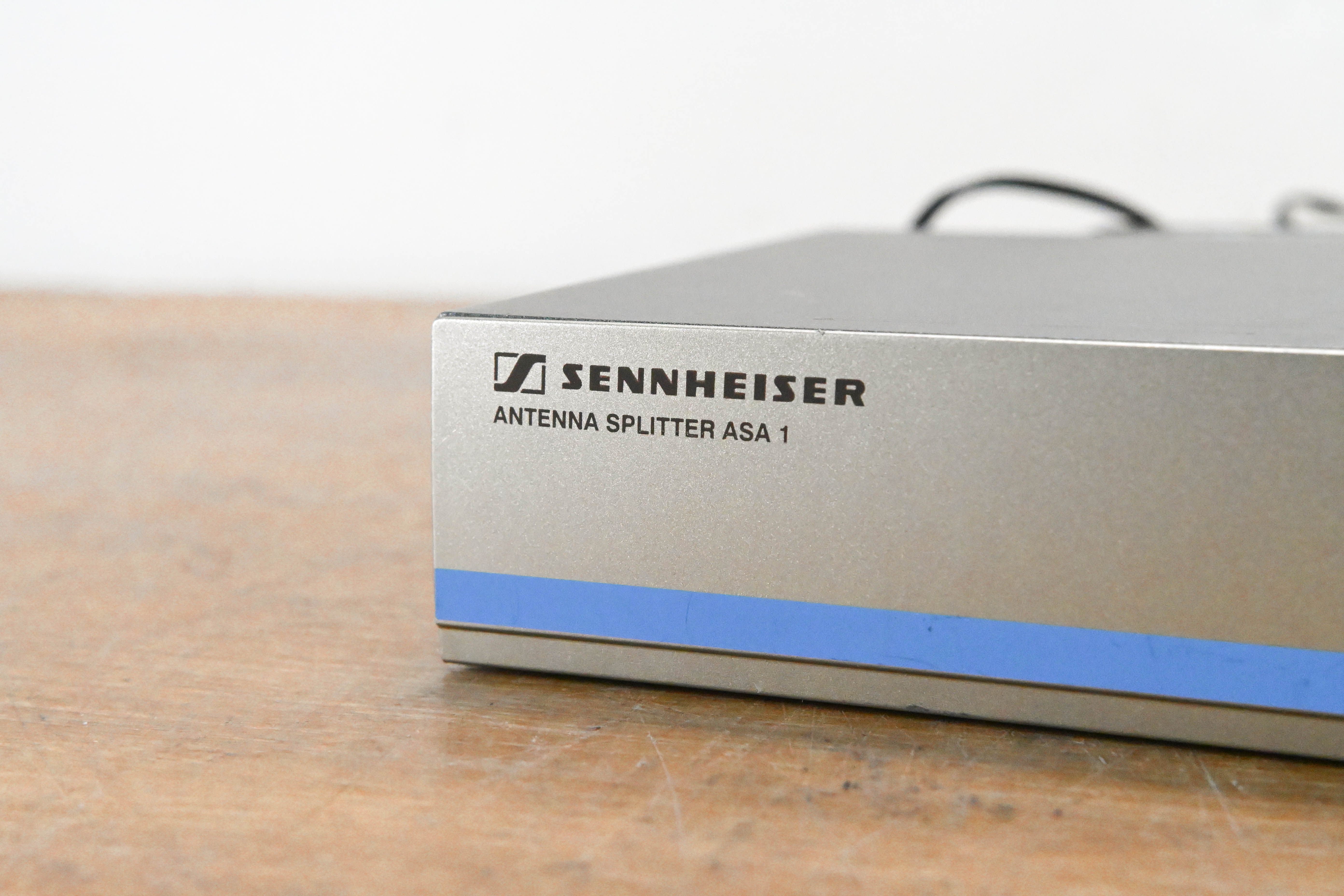 Sennheiser ASA 1 Active Antenna Splitter - 500-870 MHz